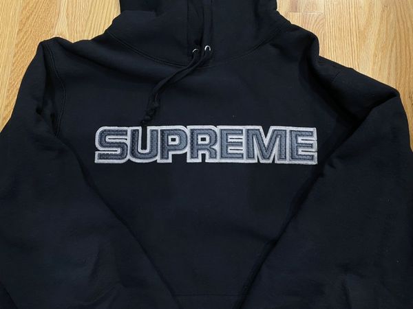 Supreme discount fw18 hoodie