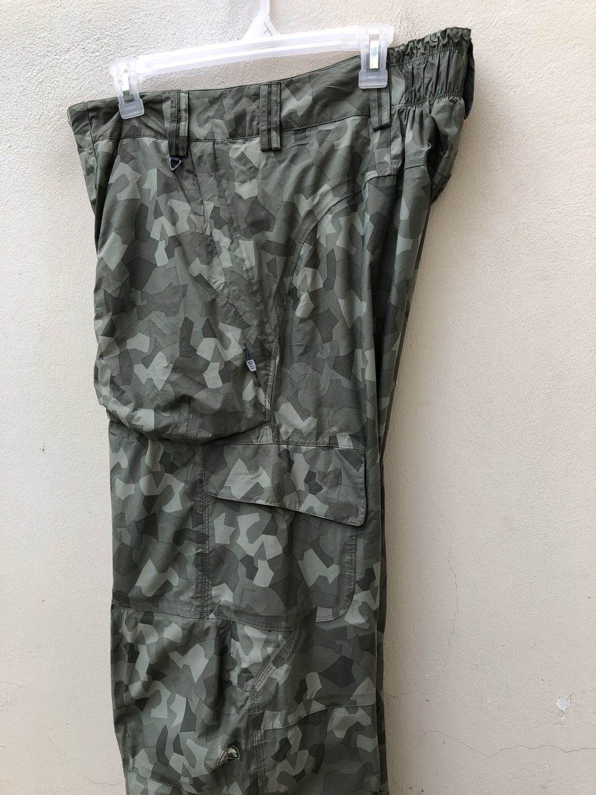 Nike ACG Nike Acg Storm Fit Camo Cargo Ski Trouser Pant Size US 34 / EU 50 - 20 Thumbnail