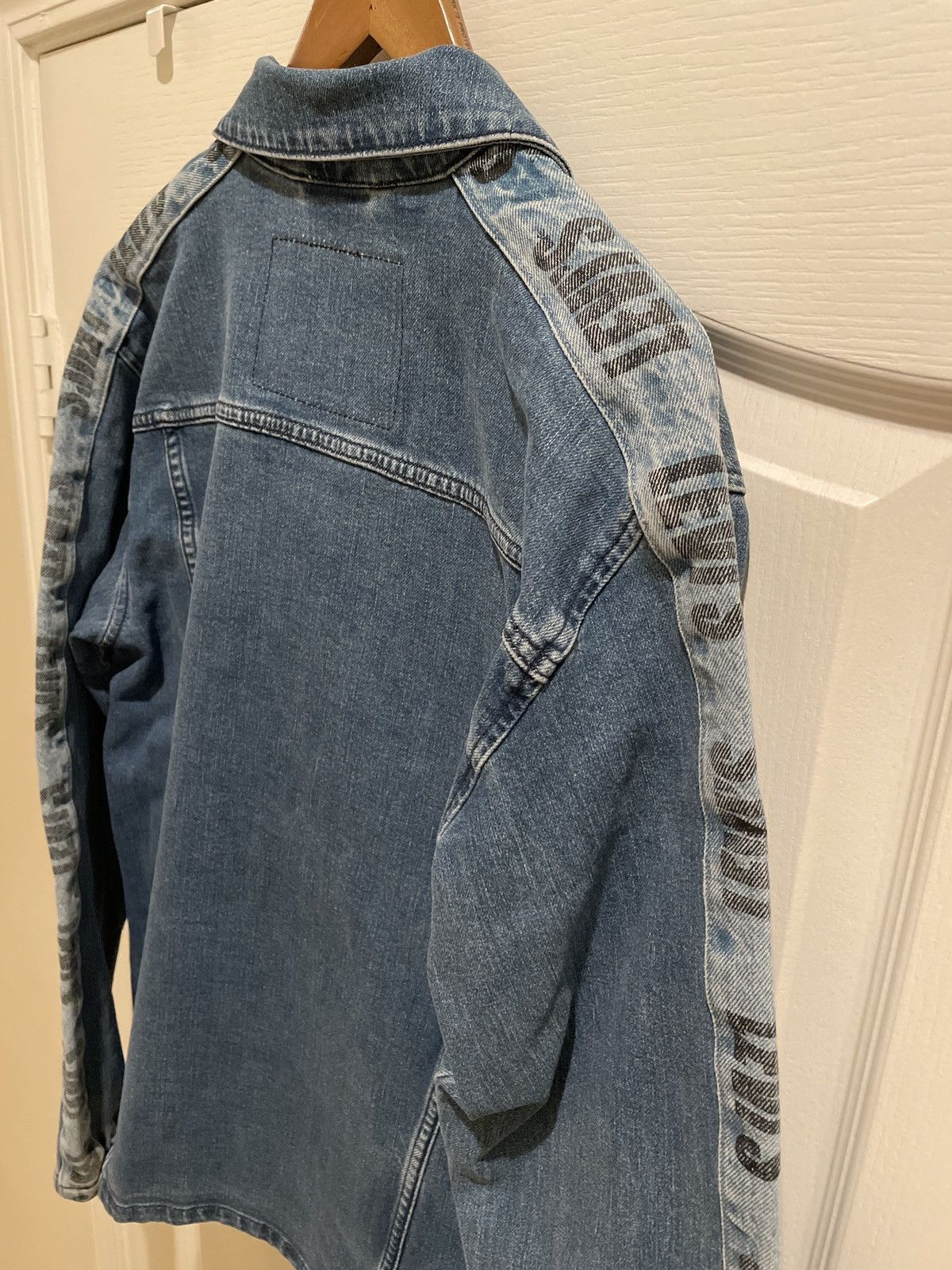 Levi's LEVI’S Denim Button Jacket W/ TAG MSRP $118 Size US M / EU 48-50 / 2 - 6 Thumbnail