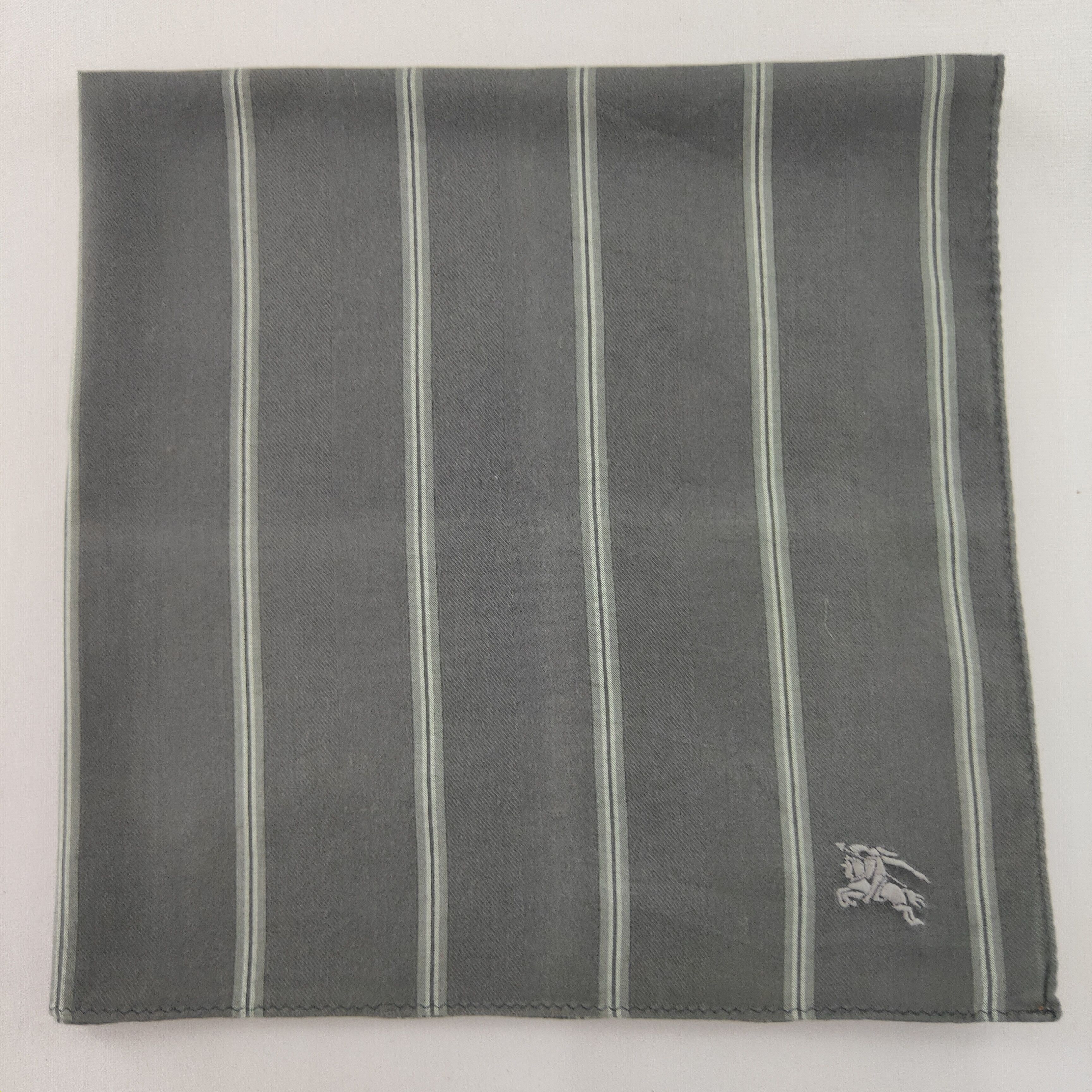 Burberry Burberry Handkerchief neckerchief bandana - 3F1927 Size ONE SIZE - 4 Thumbnail