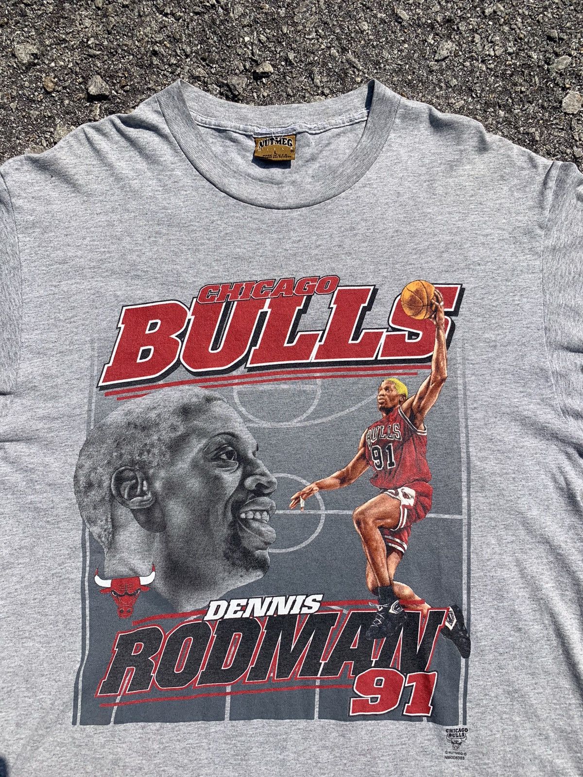 NBA × Rap Tees × Vintage Rare Vintage Chicago Bulls Dennis Rodman Tee Size US XL / EU 56 / 4 - 1 Thumbnail