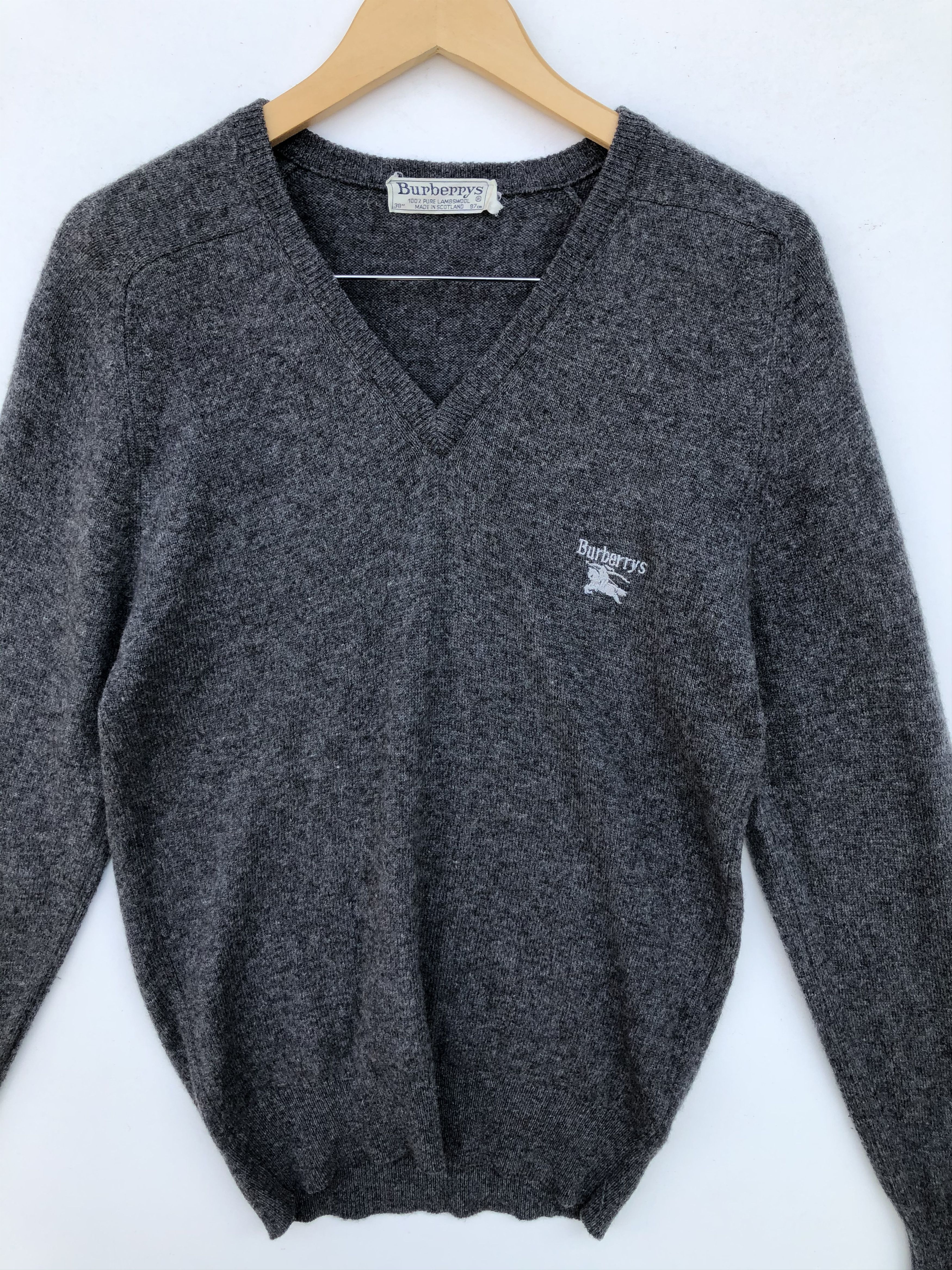 Burberry VINTAGE MADE IN SCOTLAND LAMBS WOOL PULLOVER Size US M / EU 48-50 / 2 - 2 Thumbnail