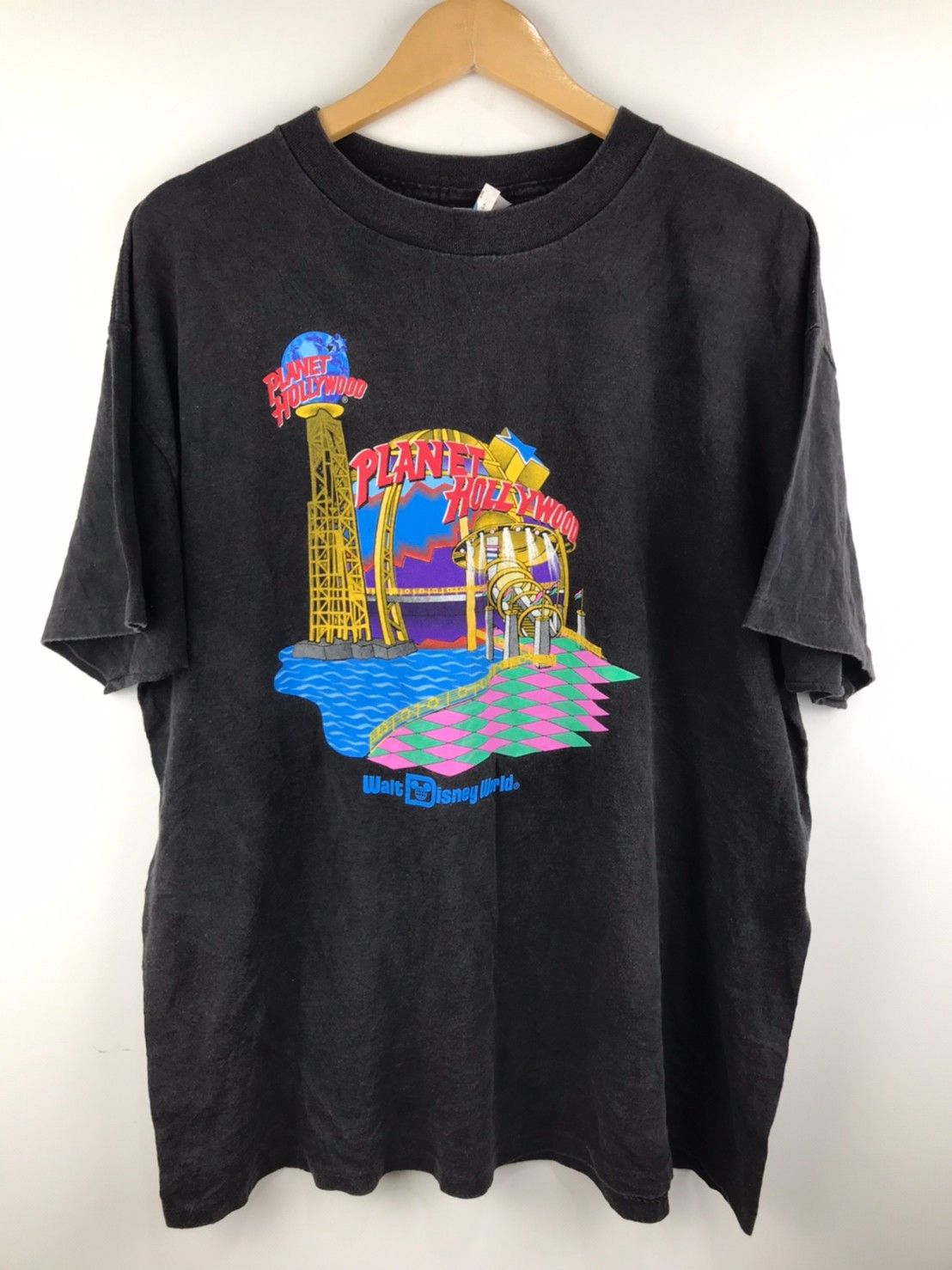 Disney Vintage Planet Hollywood Walt Disney World T-Shirts Size US XL / EU 56 / 4 - 1 Thumbnail