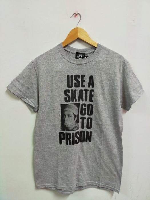 Use a skate outlet go to prison