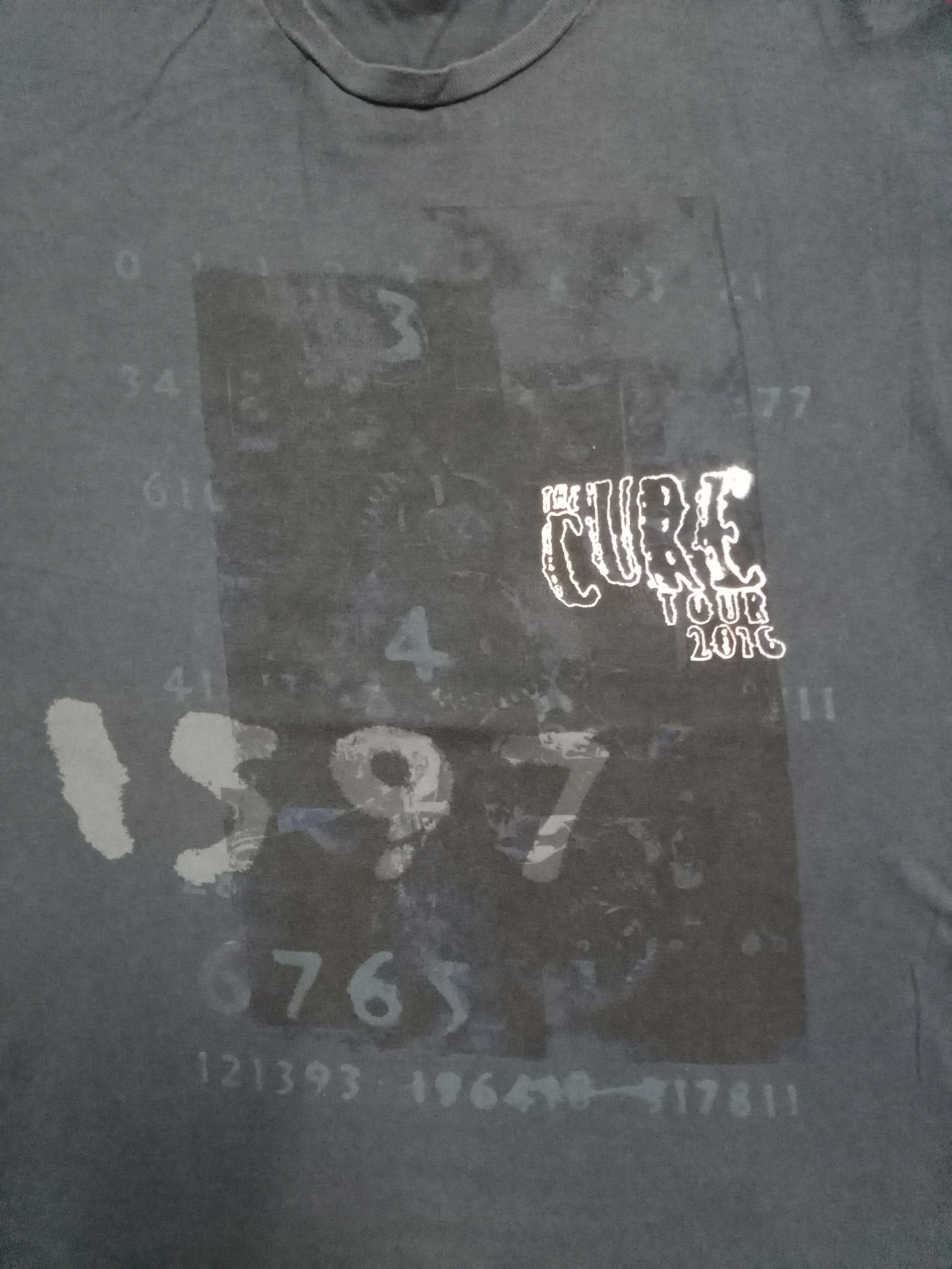 Band Tees × The Cure Rare The Cure Robert Smith 2016 Tour Band Tshirt Size US XL / EU 56 / 4 - 5 Thumbnail