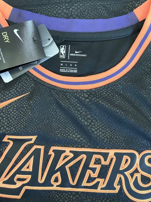 Nike kobe best sale jersey 8 24