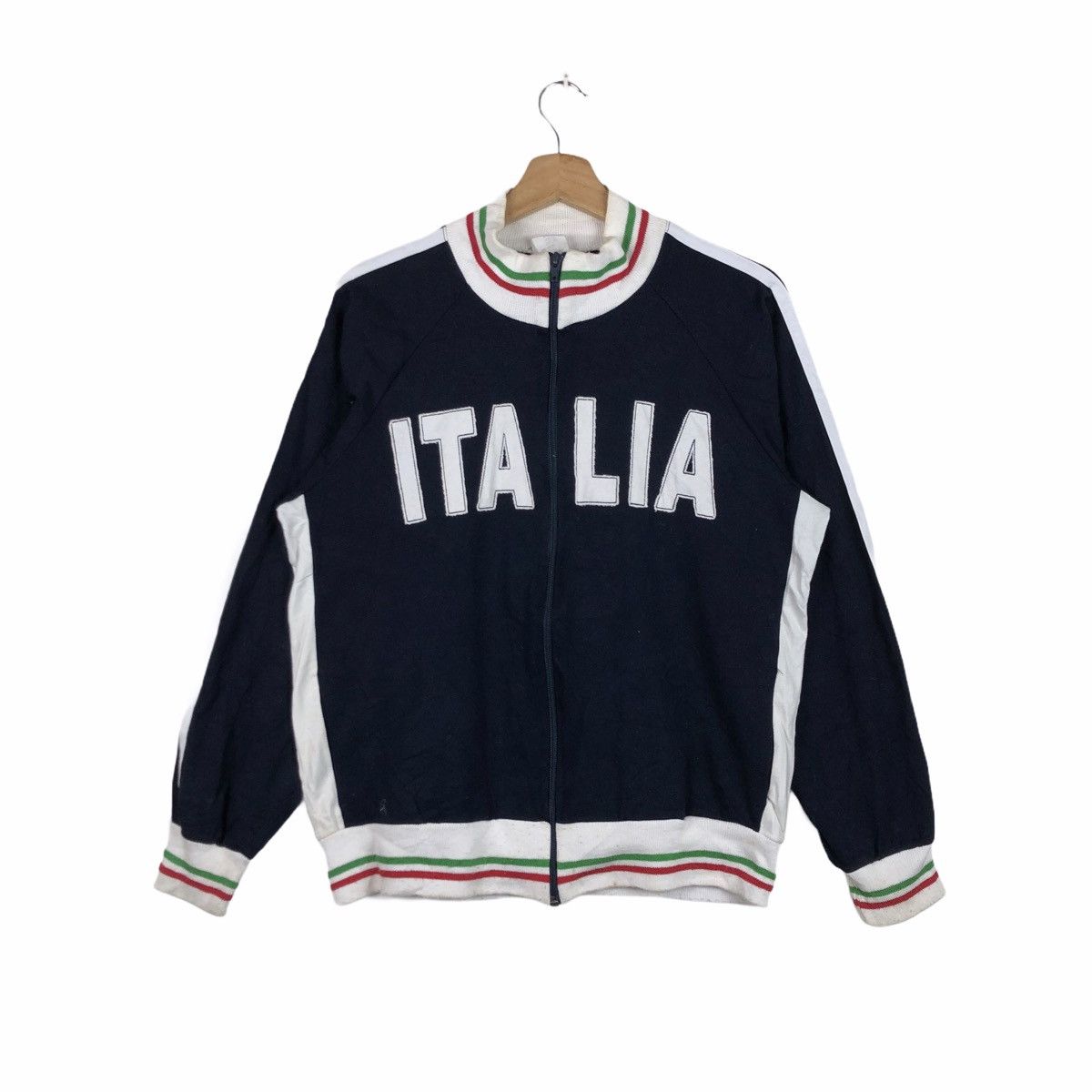 Vintage Rare!! Vintage 90’s ITALIA Sweatshirt Size US L / EU 52-54 / 3 - 1 Thumbnail