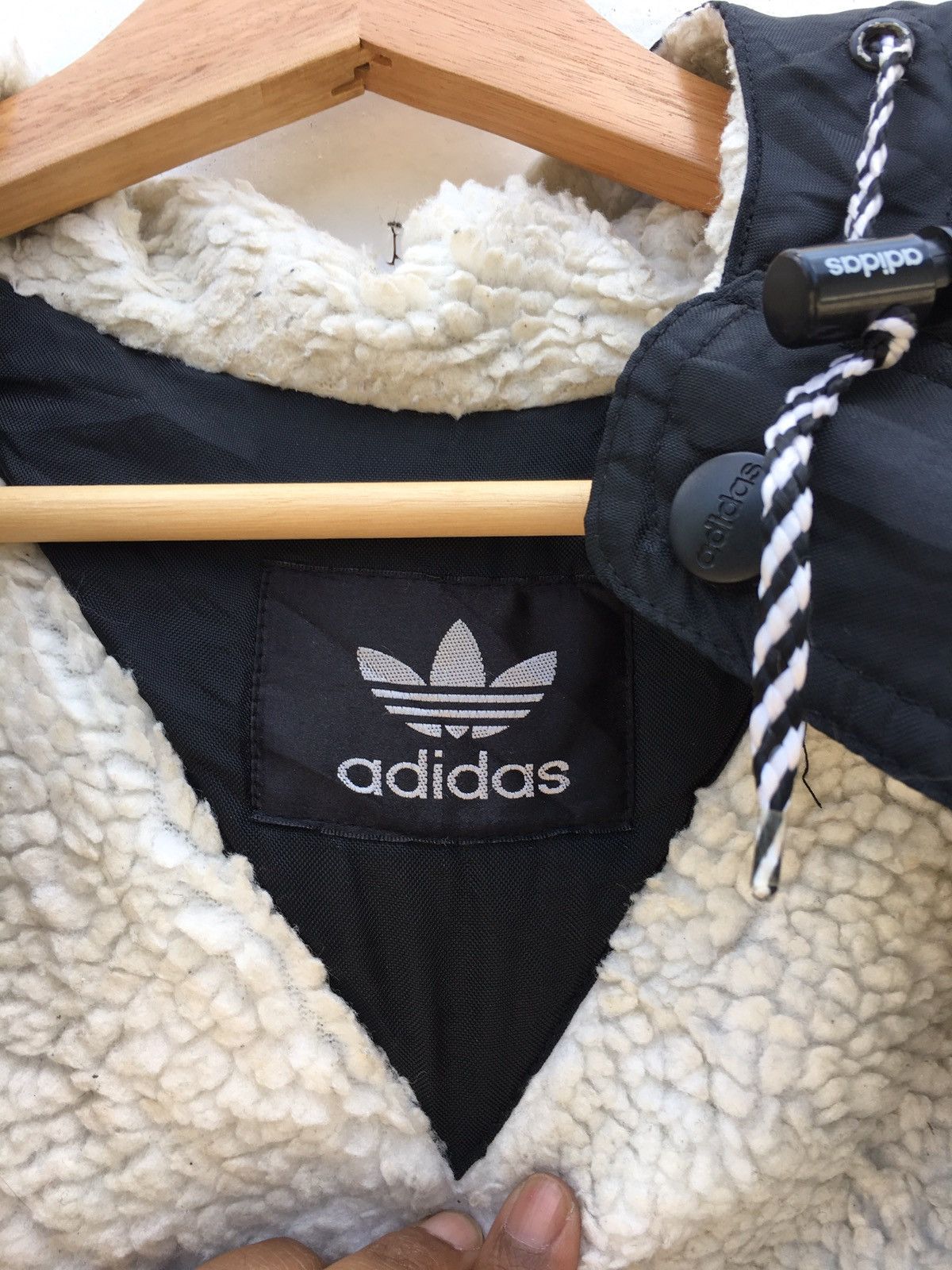 Adidas Vintage Adidas 3 Line Biglogo Puffed Hoodie Size US XL / EU 56 / 4 - 24 Thumbnail