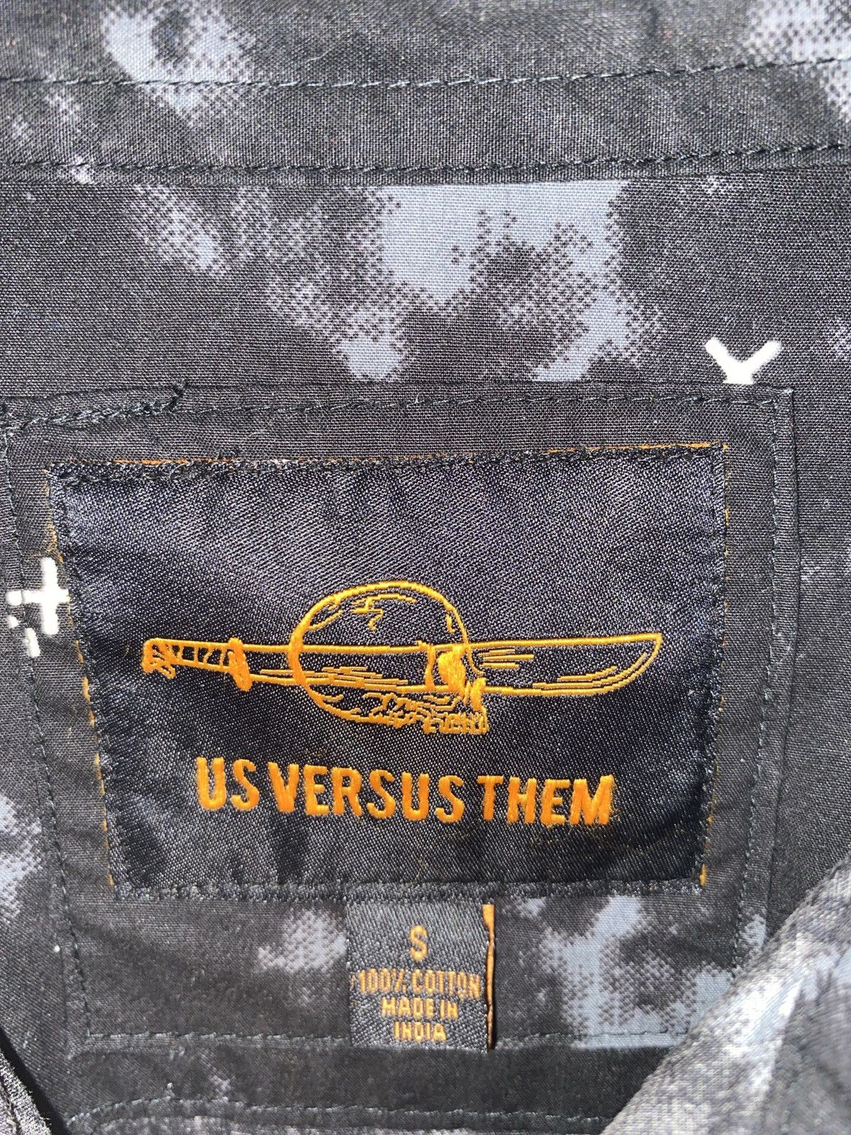 Us Versus Them Us Versus Them Button Up Size US S / EU 44-46 / 1 - 3 Thumbnail