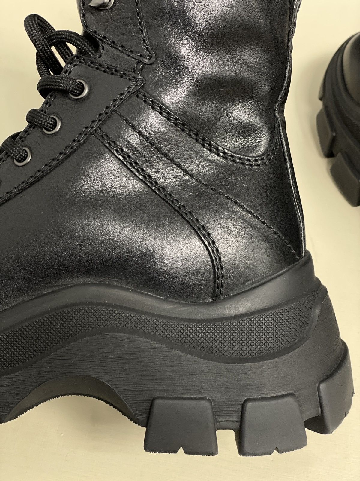 Prada Prada Leather Chunky Sole Combat Boots Size US 7 / EU 40 - 12 Thumbnail