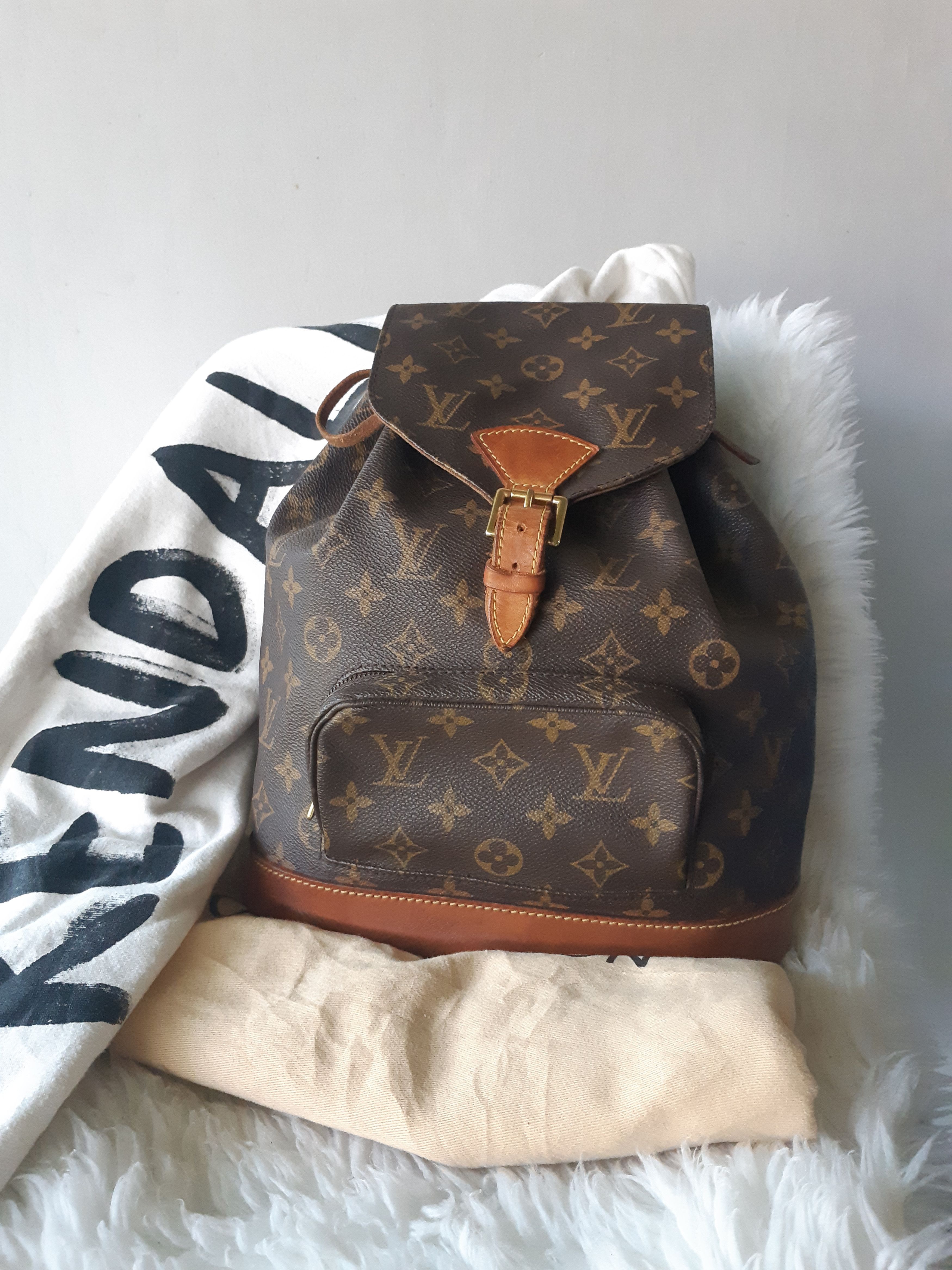 Kendall jenner louis vuitton backpack best sale