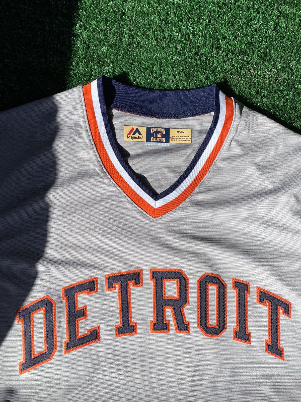 Majestic Adult Medium Vintage Majestic Jersey Detroit Tigers Size US M / EU 48-50 / 2 - 8 Thumbnail