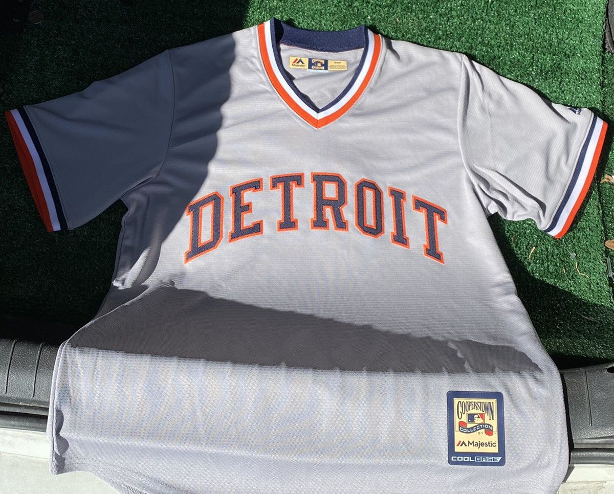 Majestic Adult Medium Vintage Majestic Jersey Detroit Tigers Size US M / EU 48-50 / 2 - 1 Thumbnail