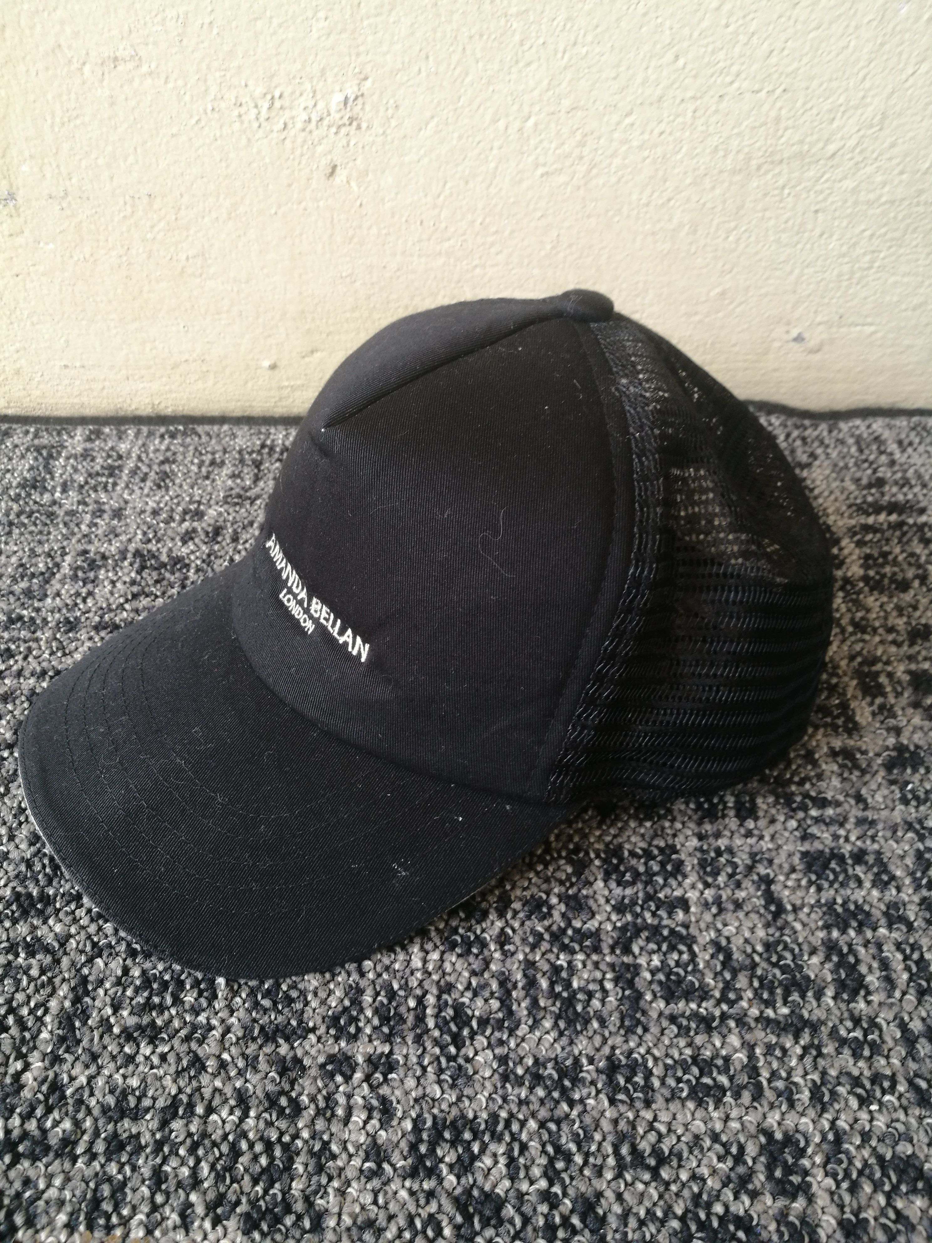 Designer × Unknown London Amanda Bellan London Cap Size ONE SIZE - 4 Thumbnail