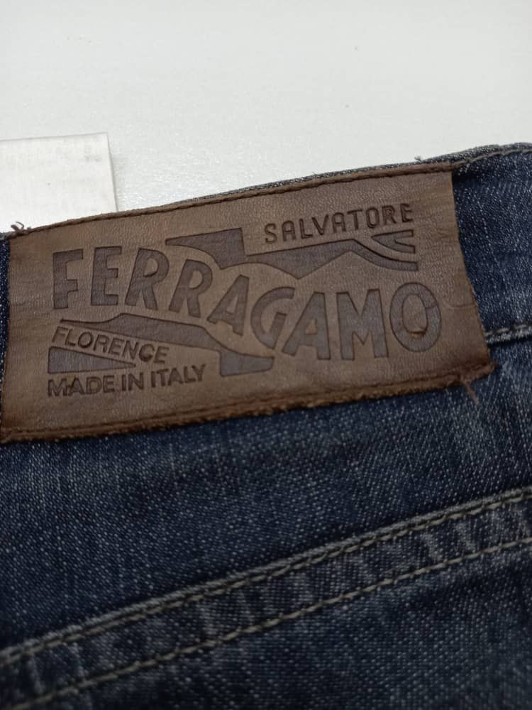 Salvatore Ferragamo Salvatore Ferragamo low loops jeans Size US 37 - 8 Thumbnail