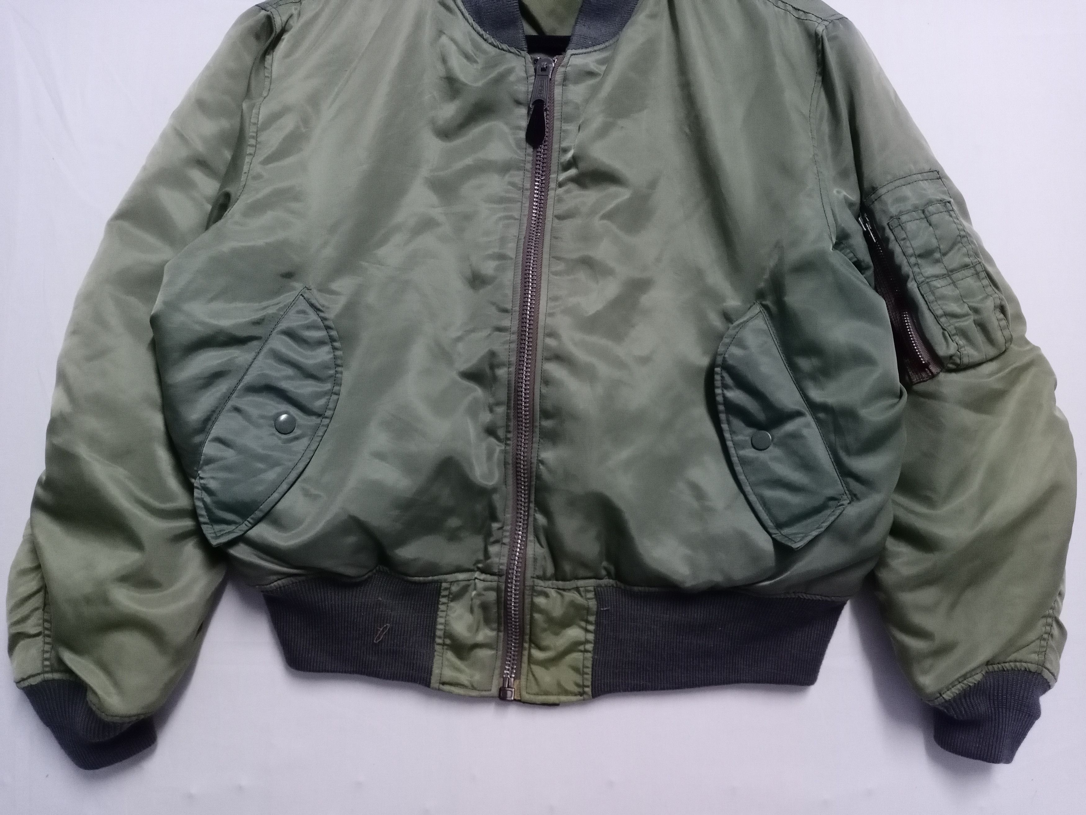 Alpha Industries × Vintage Vintage Reversible Flight Jacket Military Air Force Size US XL / EU 56 / 4 - 10 Thumbnail