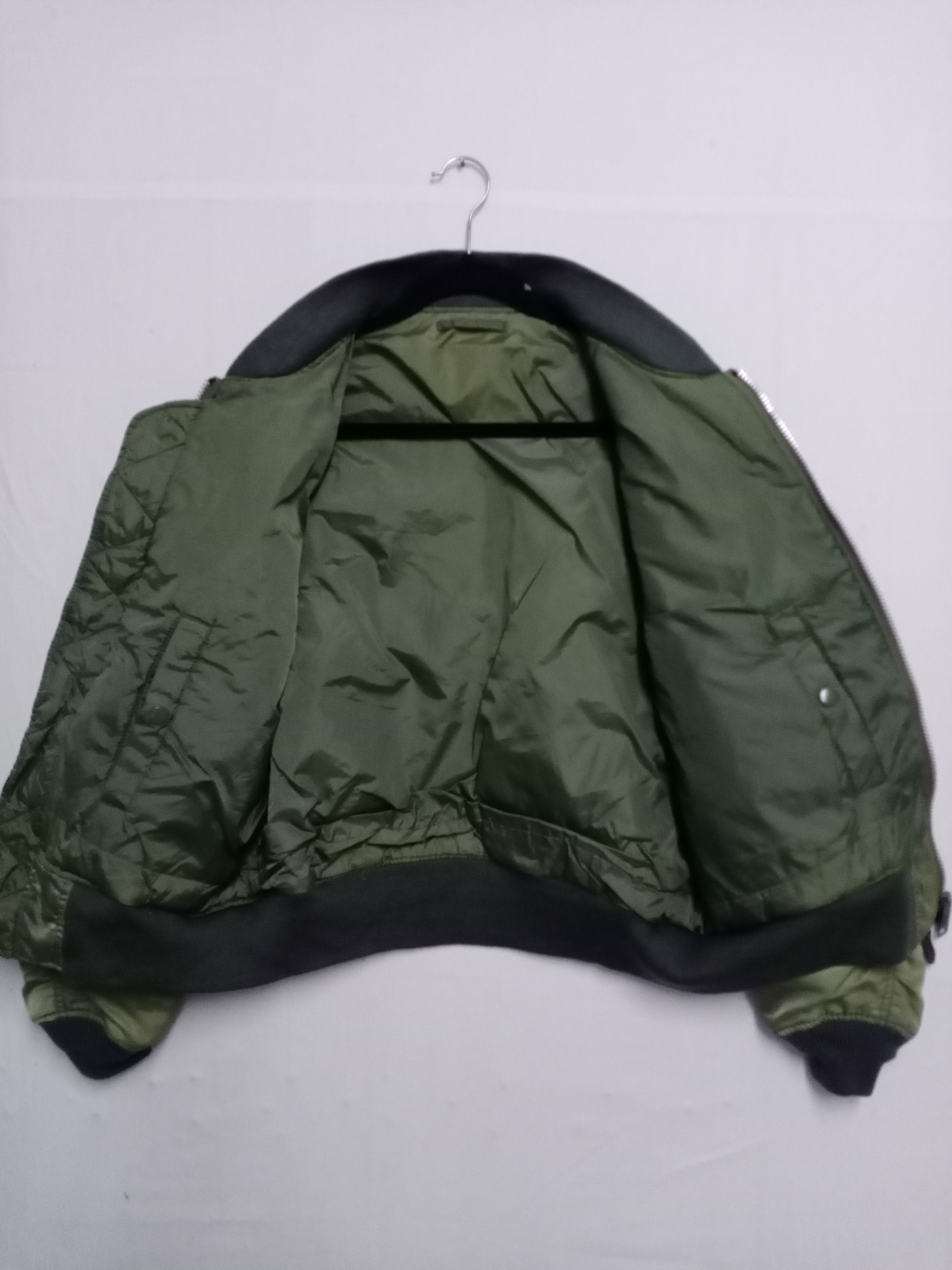 Alpha Industries × Vintage Vintage Reversible Flight Jacket Military Air Force Size US XL / EU 56 / 4 - 4 Thumbnail