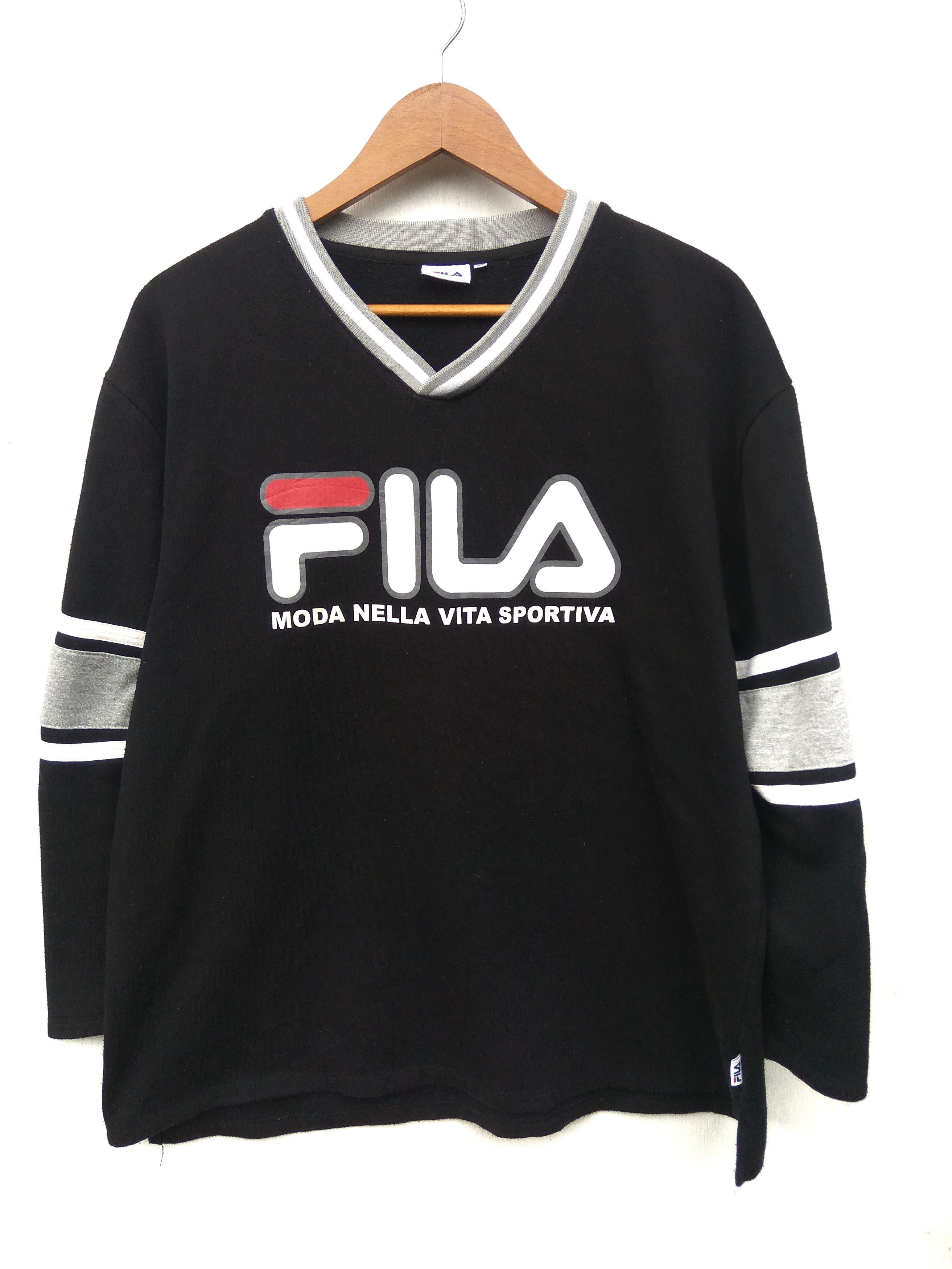 Fila Vintage 90s Vintage Fila sweatshirt big logo Size US L / EU 52-54 / 3 - 1 Thumbnail