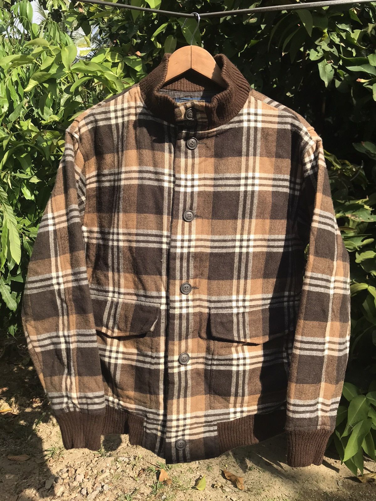 Woolrich wool button jacket nice design