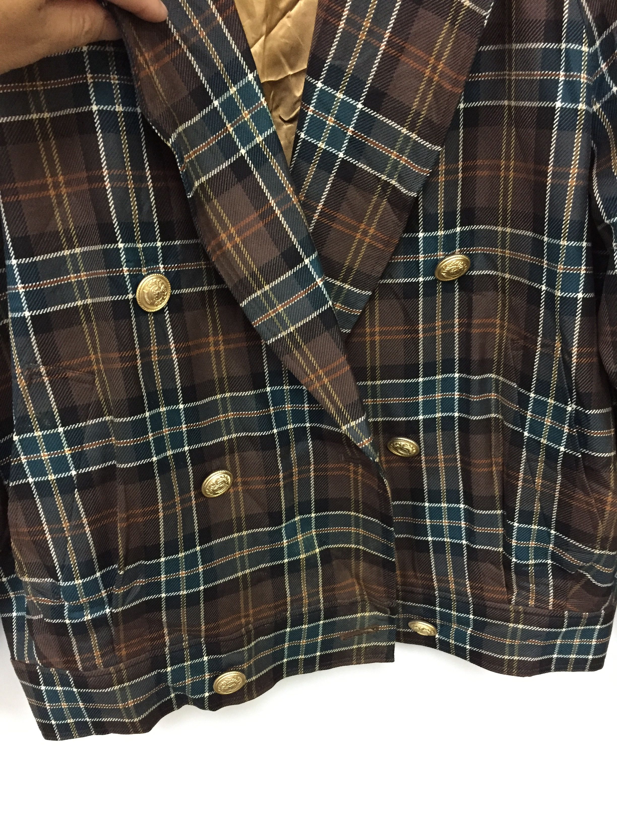 Burberry 90's nova check tartan wool Asymmetrical gold button jacket Size US S / EU 44-46 / 1 - 6 Thumbnail