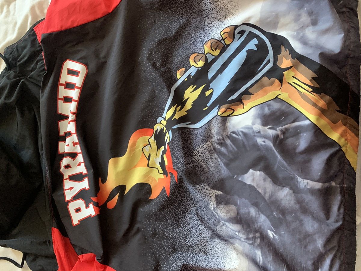 Black Pyramid Black pyramid windbreaker Size US XL / EU 56 / 4 - 4 Thumbnail