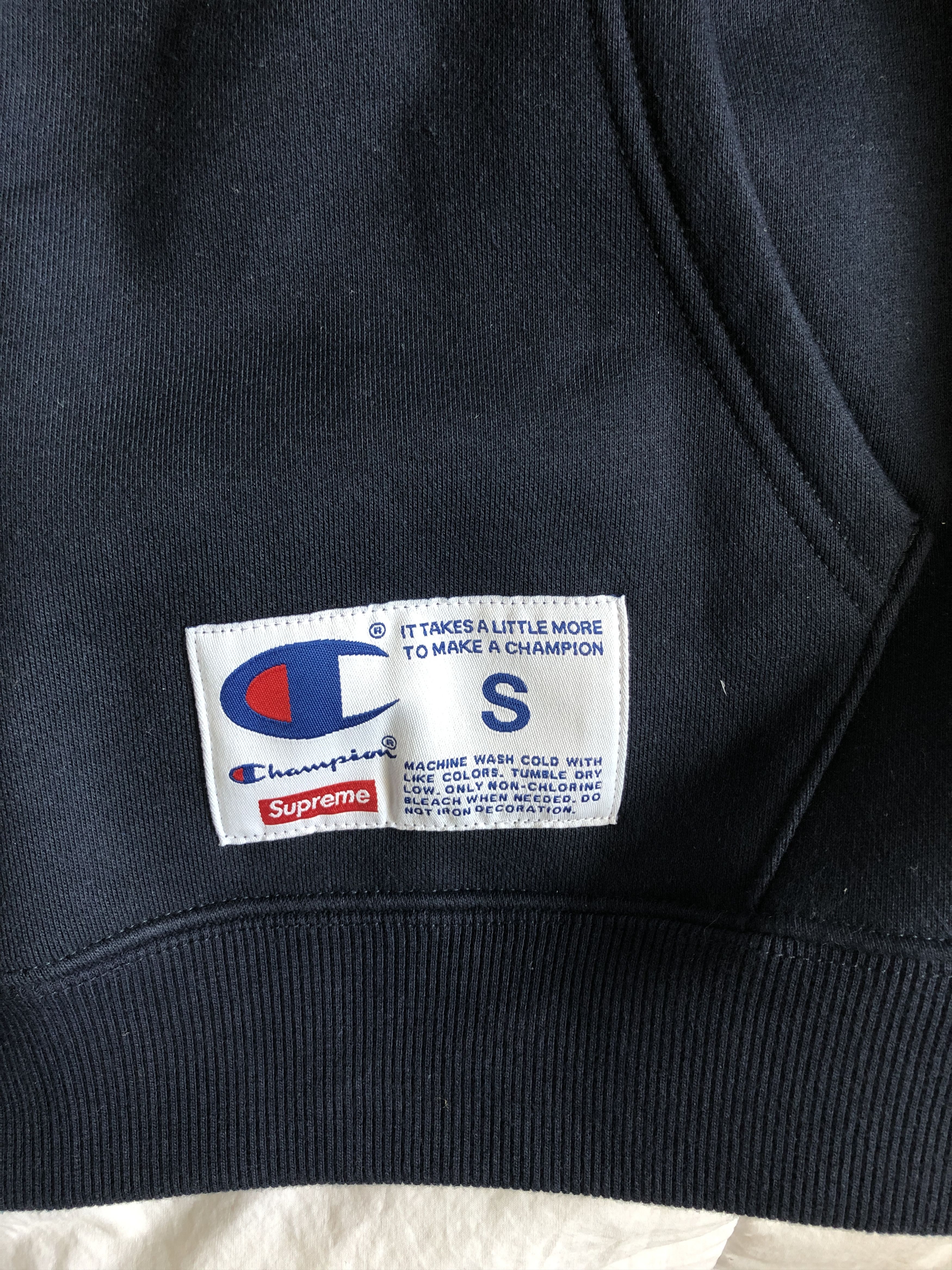 Champion × Supreme Supreme x Champion Hooded Sweatshirt FW16 Size Small Navy Size US S / EU 44-46 / 1 - 4 Thumbnail