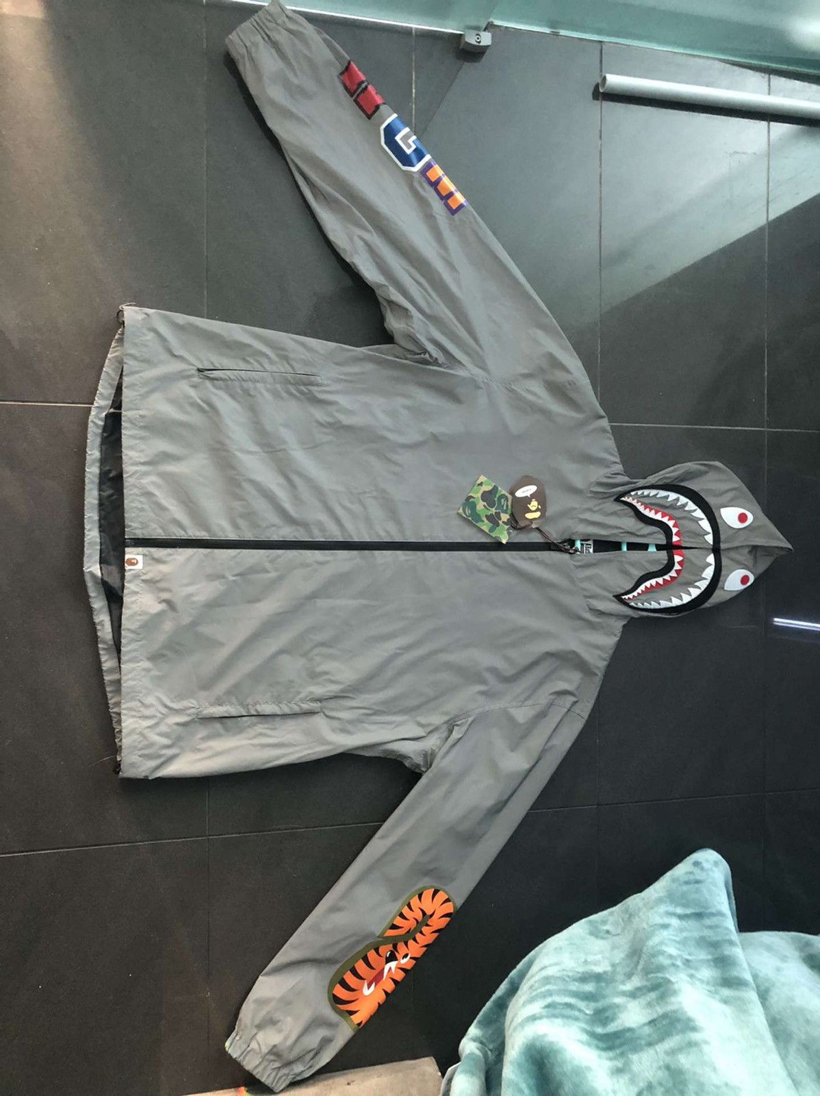 Bape REFLECTOR SHARK HOODIE JACKET Size US XXL / EU 58 / 5 - 2 Thumbnail