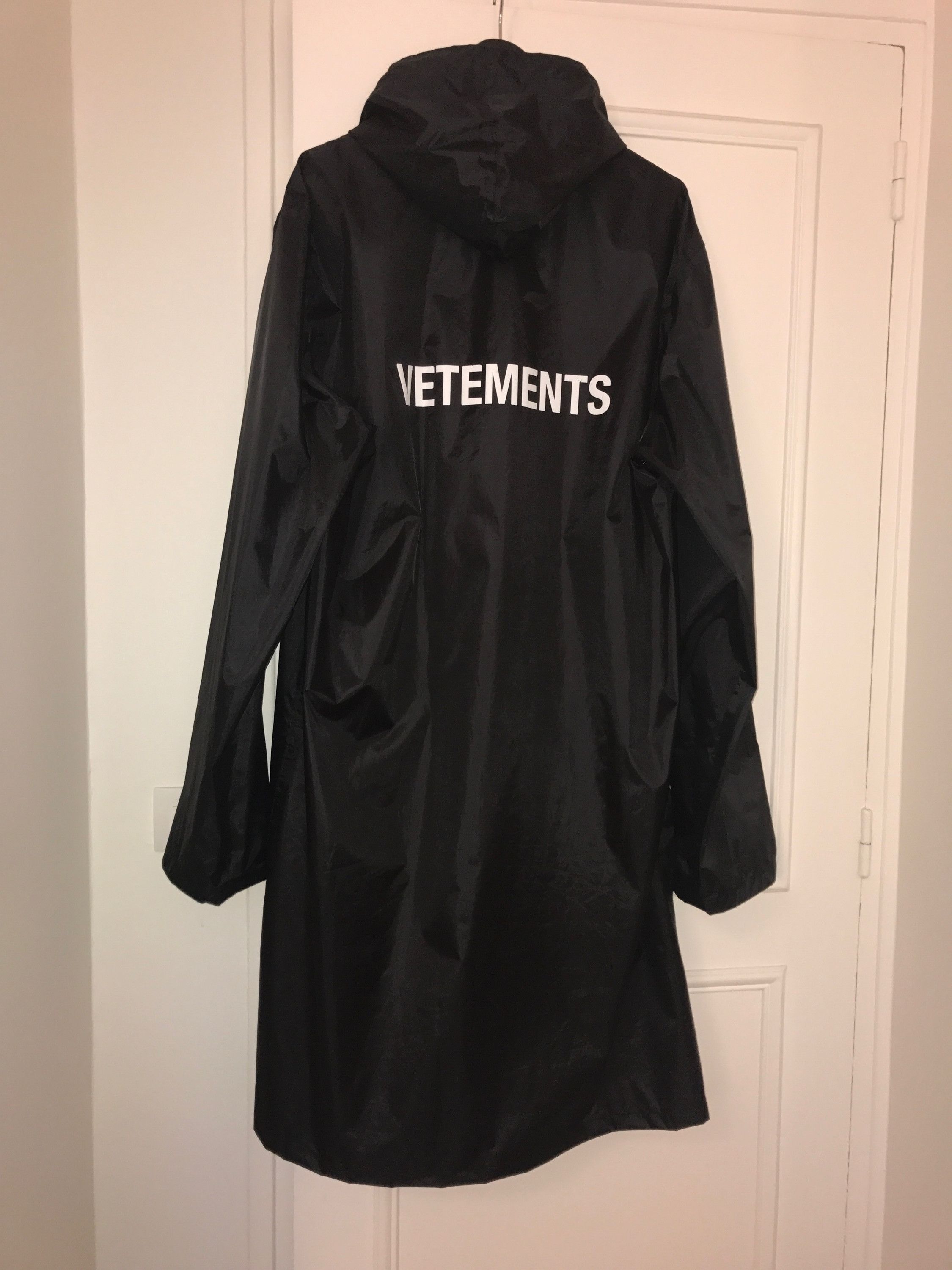 Vetements SS16 Original Raincoat | Grailed