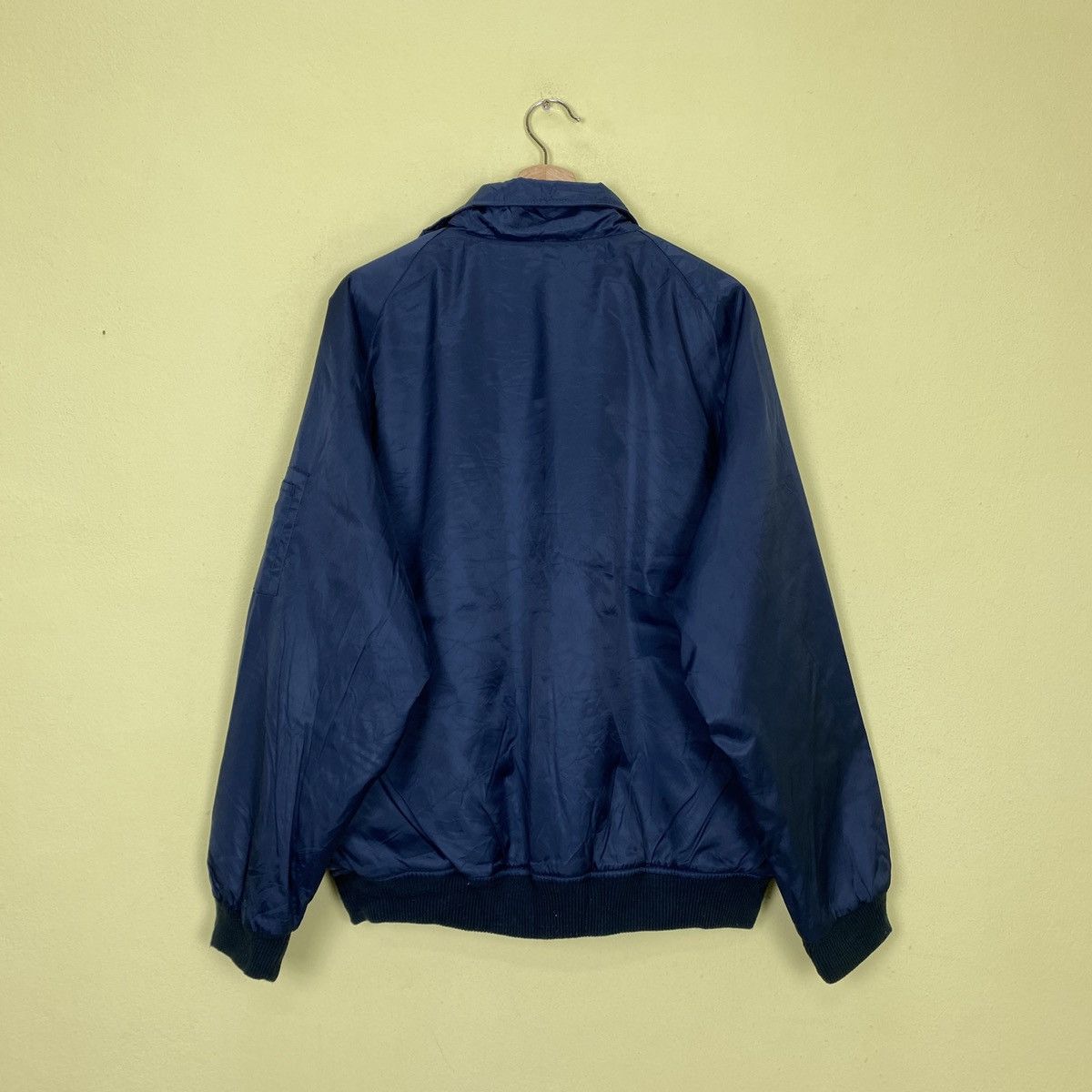 Japanese Brand × Vintage Top Winter Zip Up Bomber Jacket Size US XL / EU 56 / 4 - 7 Thumbnail