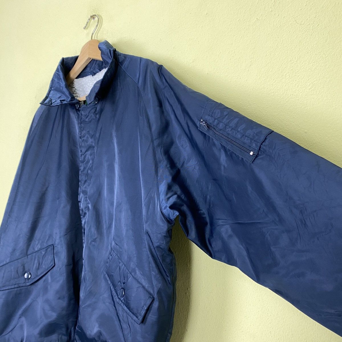 Japanese Brand × Vintage Top Winter Zip Up Bomber Jacket Size US XL / EU 56 / 4 - 4 Thumbnail