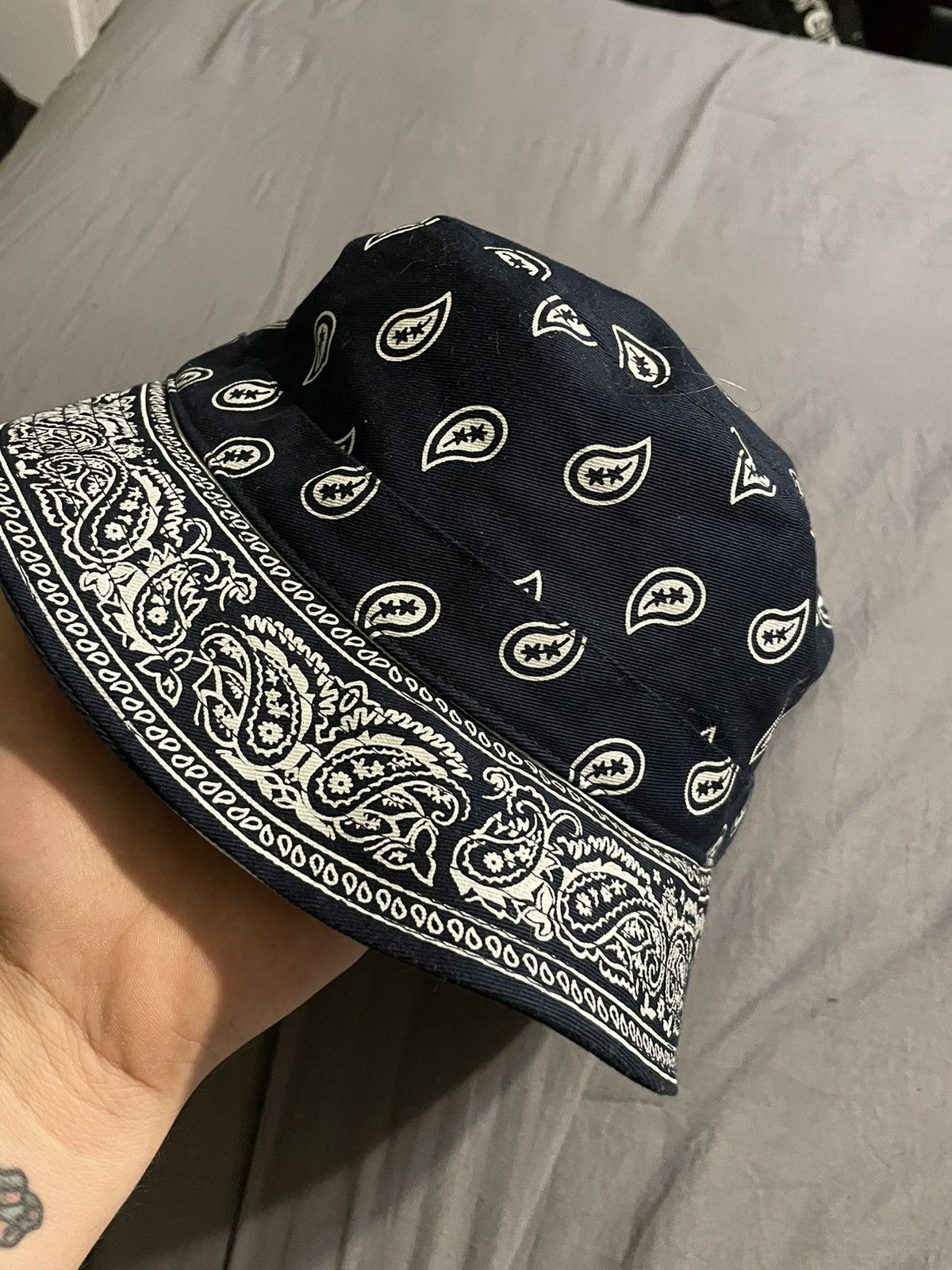 ETHOS Paisley bucket hat blue crip travis scott bandana