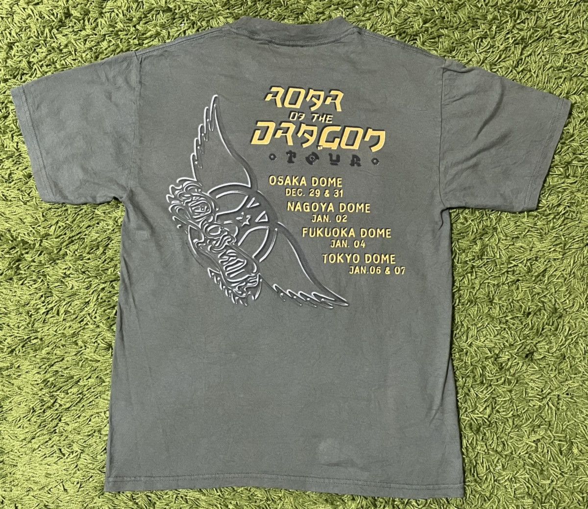 Band Tees Vintage AEROSMITH rock band Japan Tour tee shirt Size US M / EU 48-50 / 2 - 1 Thumbnail