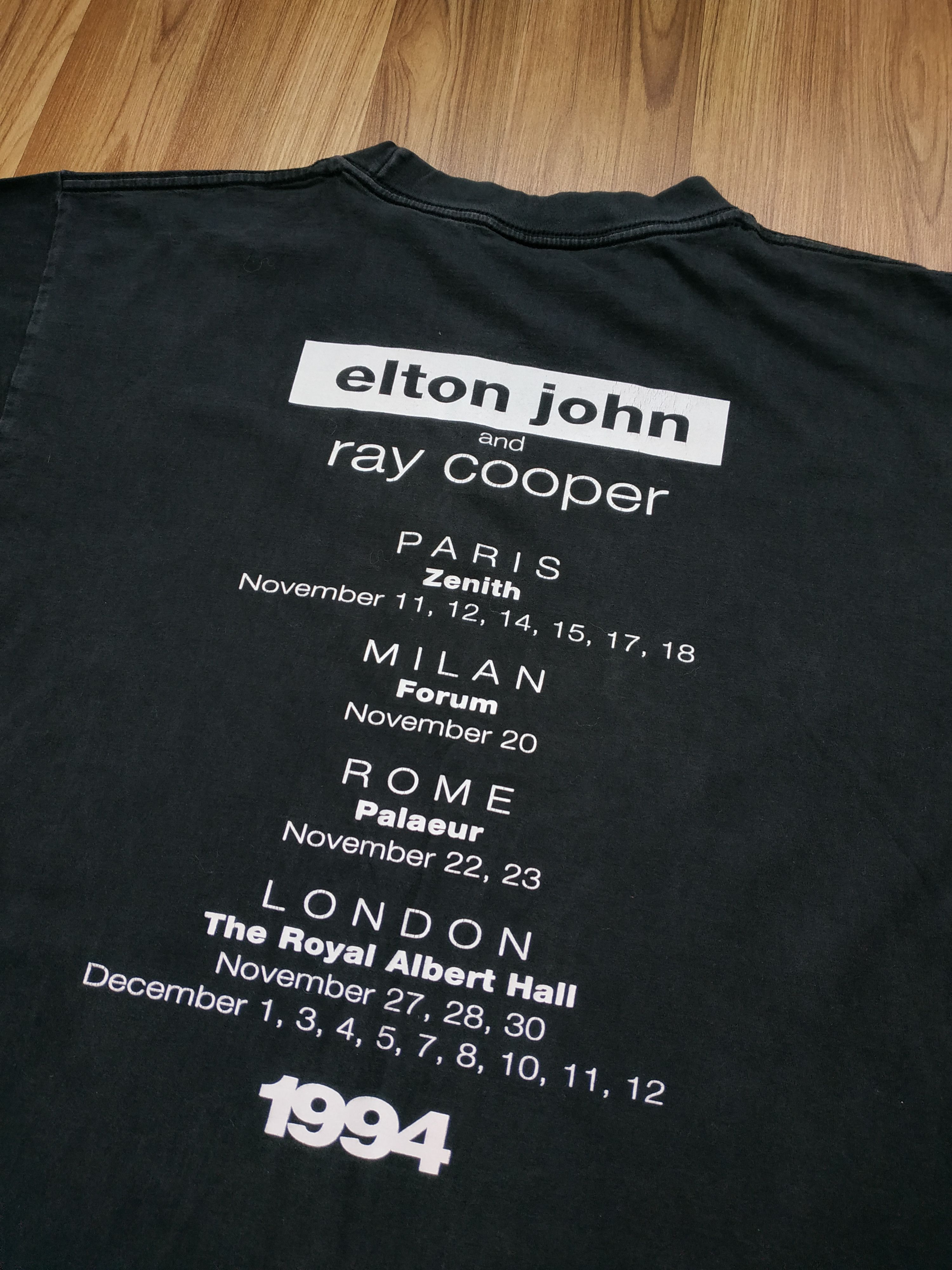 Band Tees Vintage 1994 Elton John And Ray Cooper T Shirt Tee Size XL Size US XL / EU 56 / 4 - 6 Thumbnail