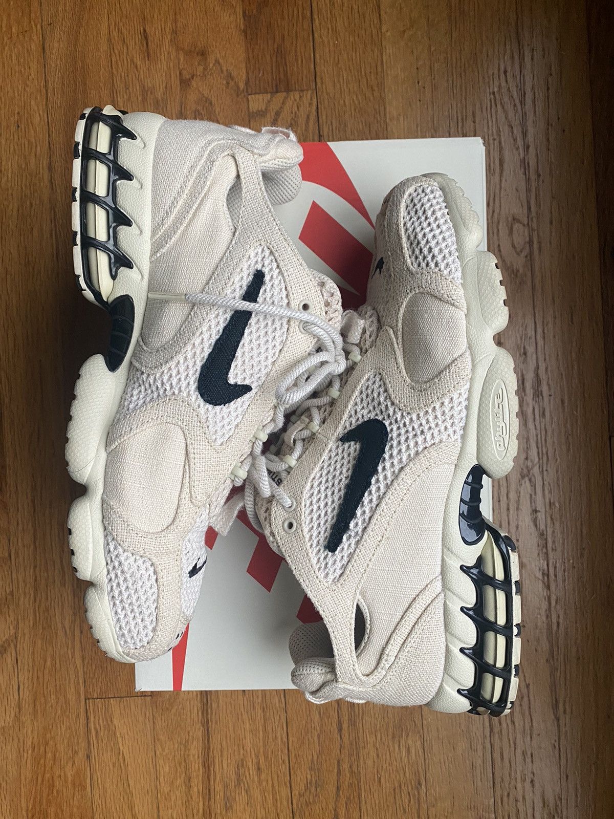 spiridon caged 2 white