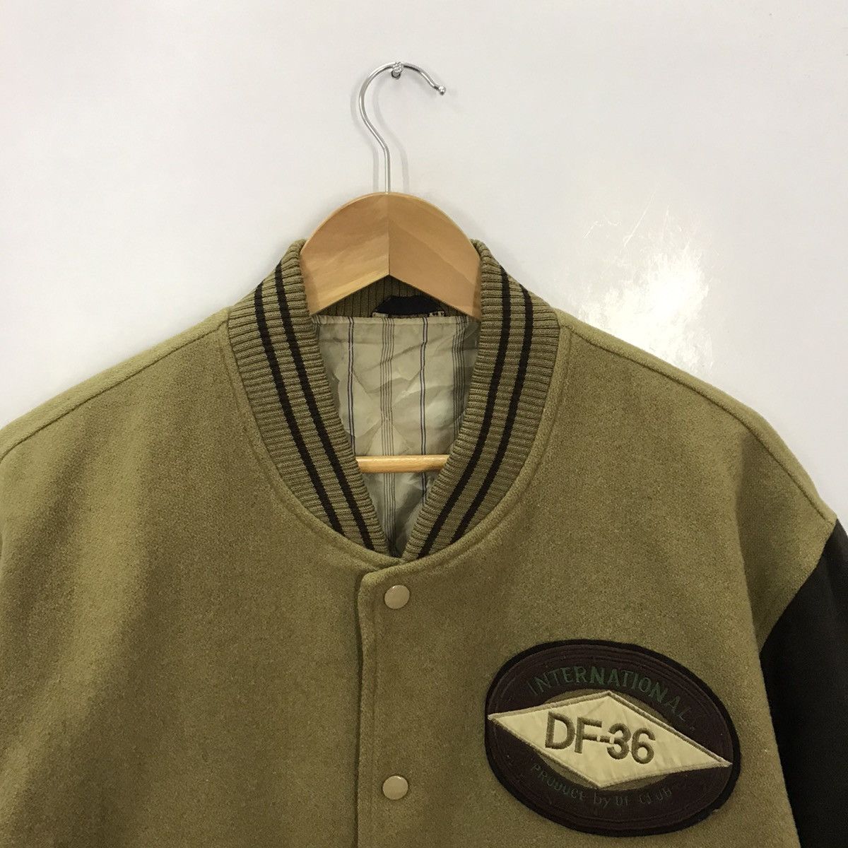 Japanese Brand Vintage De-Ville varsity Jacket DF-36 Size US L / EU 52-54 / 3 - 2 Thumbnail