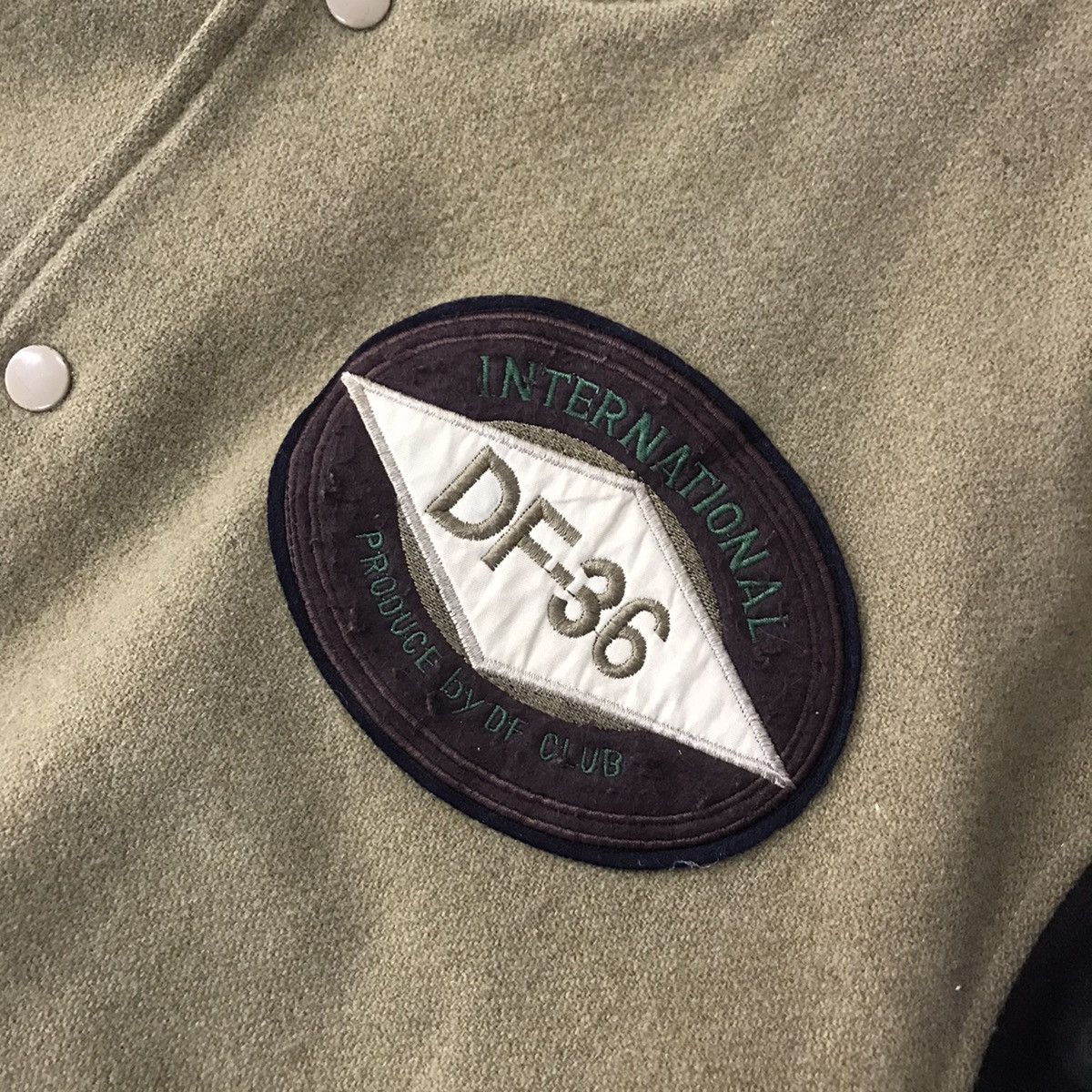 Japanese Brand Vintage De-Ville varsity Jacket DF-36 Size US L / EU 52-54 / 3 - 5 Thumbnail