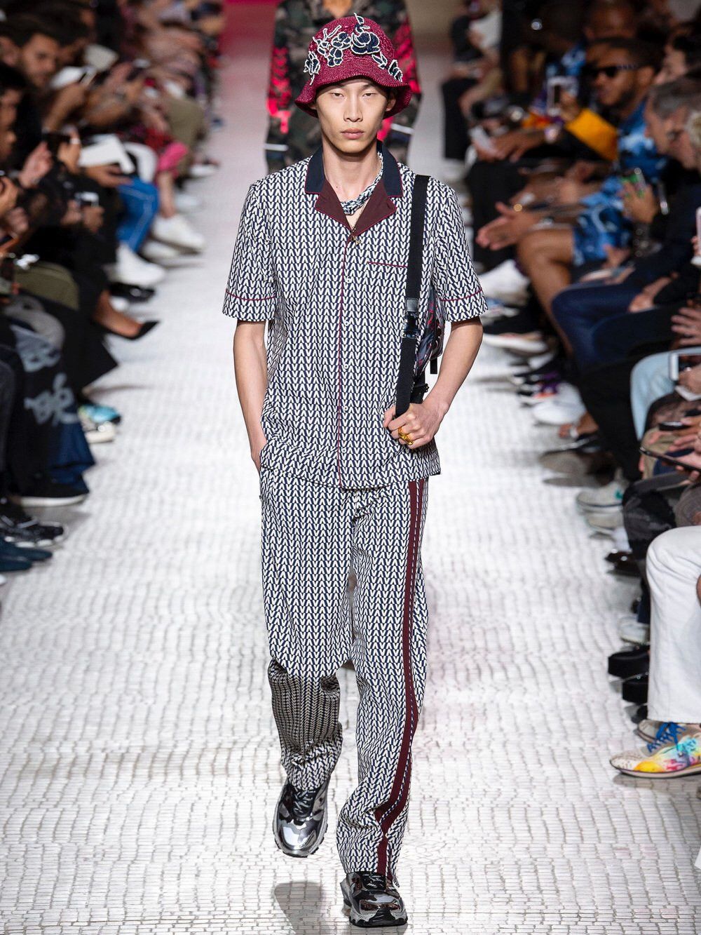 Valentino Valentino SS19 Runway Optical SS Shirt Size US S / EU 44-46 / 1 - 2 Thumbnail