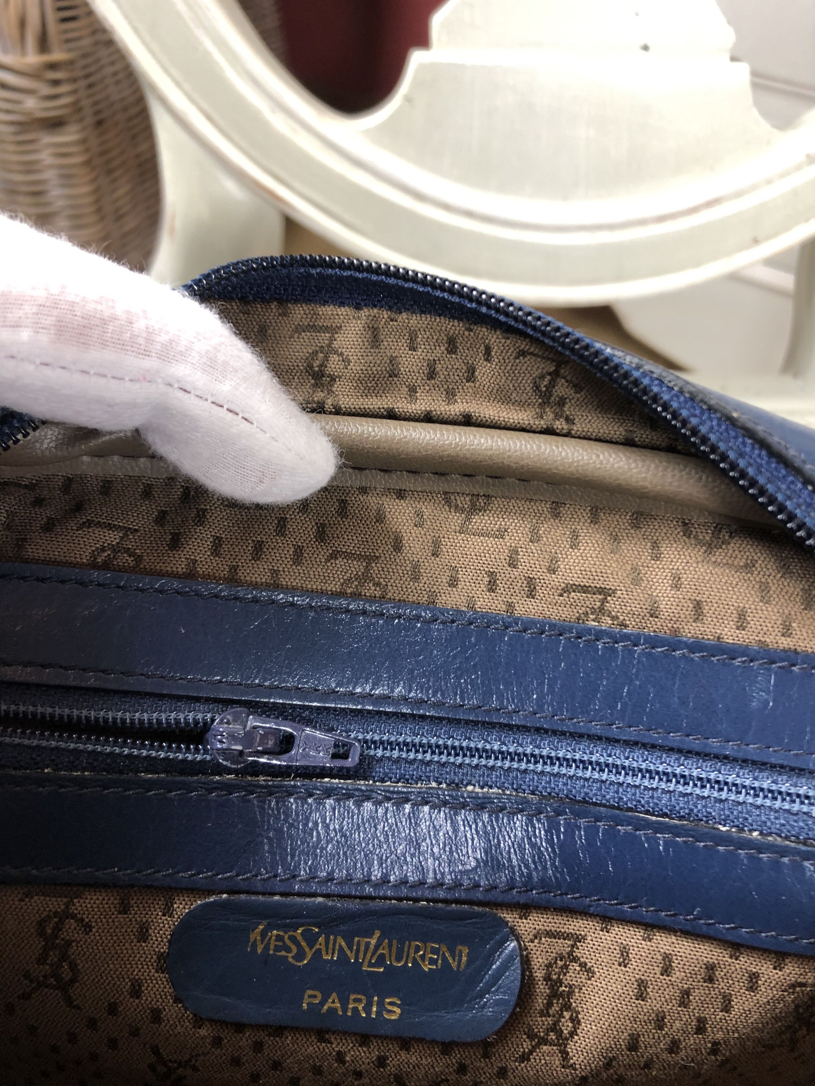 Yves Saint Laurent vintage ysl big logo bag Size ONE SIZE - 6 Thumbnail