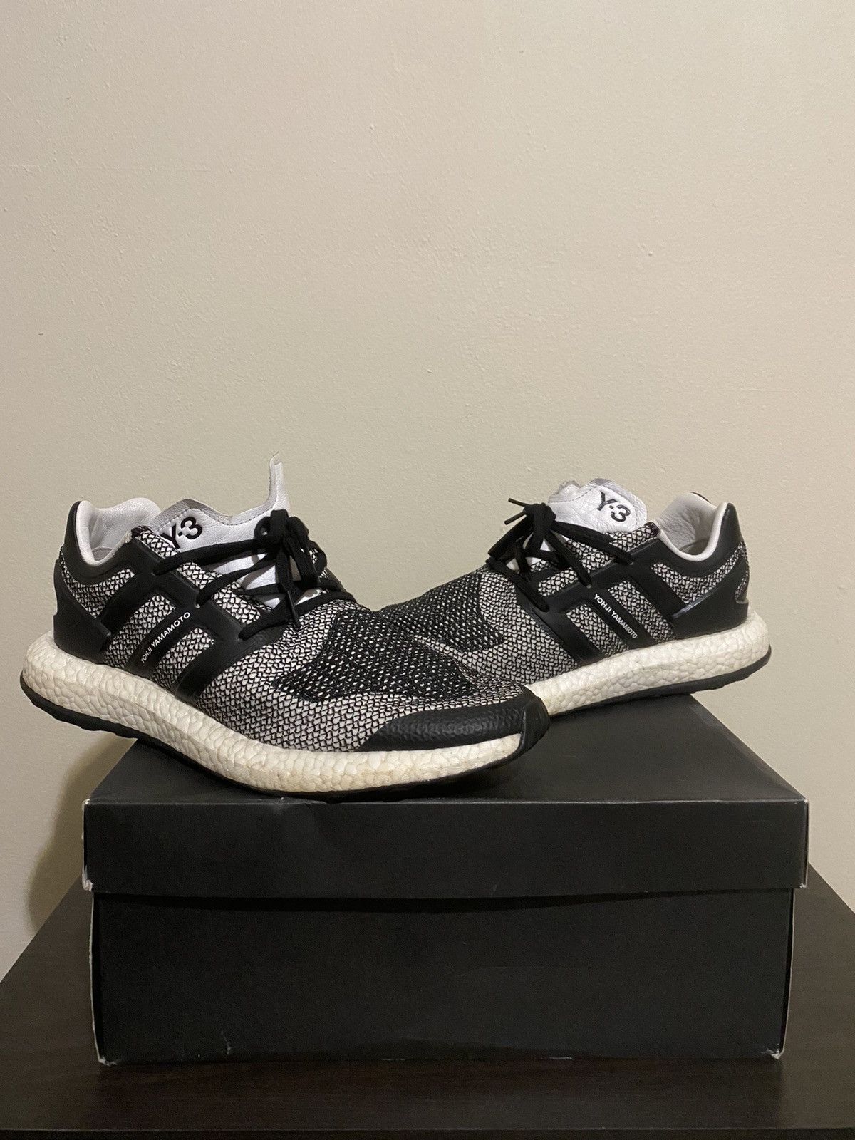 Y-3 Yohji Yamamoto Y-3 Pureboost Size US 12.5 / EU 45-46 - 3 Thumbnail