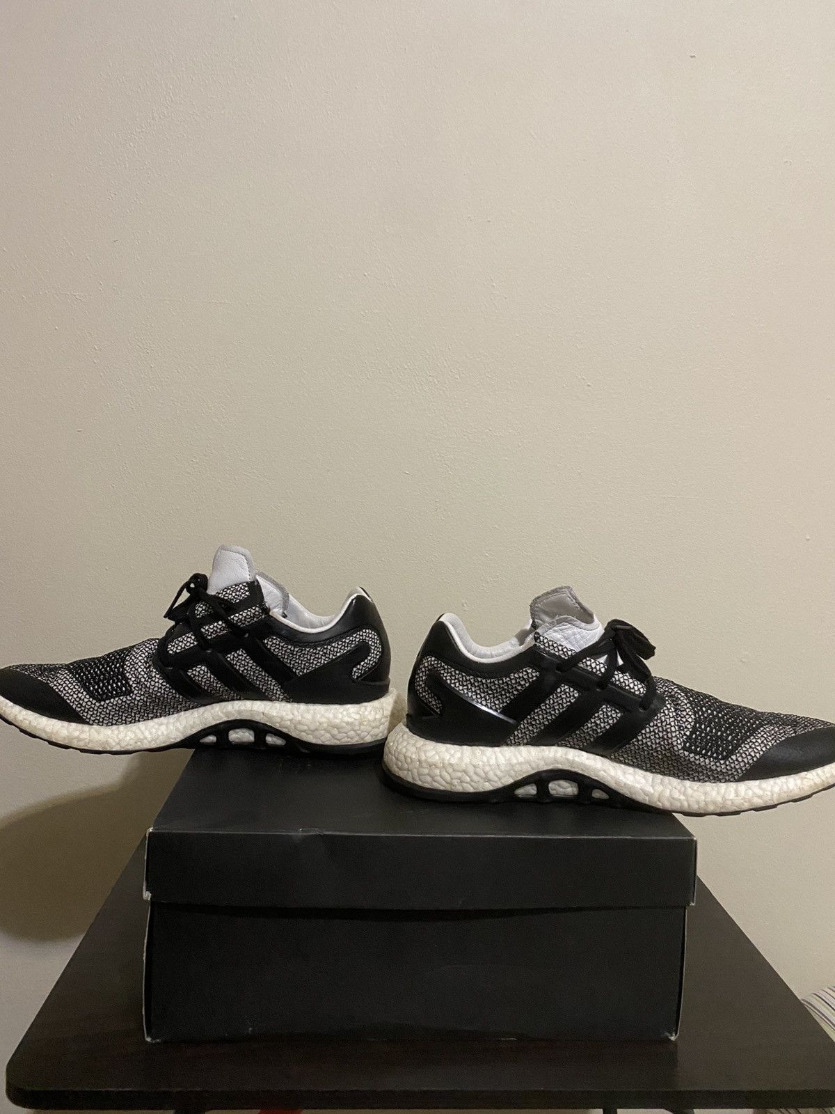 Y-3 Yohji Yamamoto Y-3 Pureboost Size US 12.5 / EU 45-46 - 2 Thumbnail