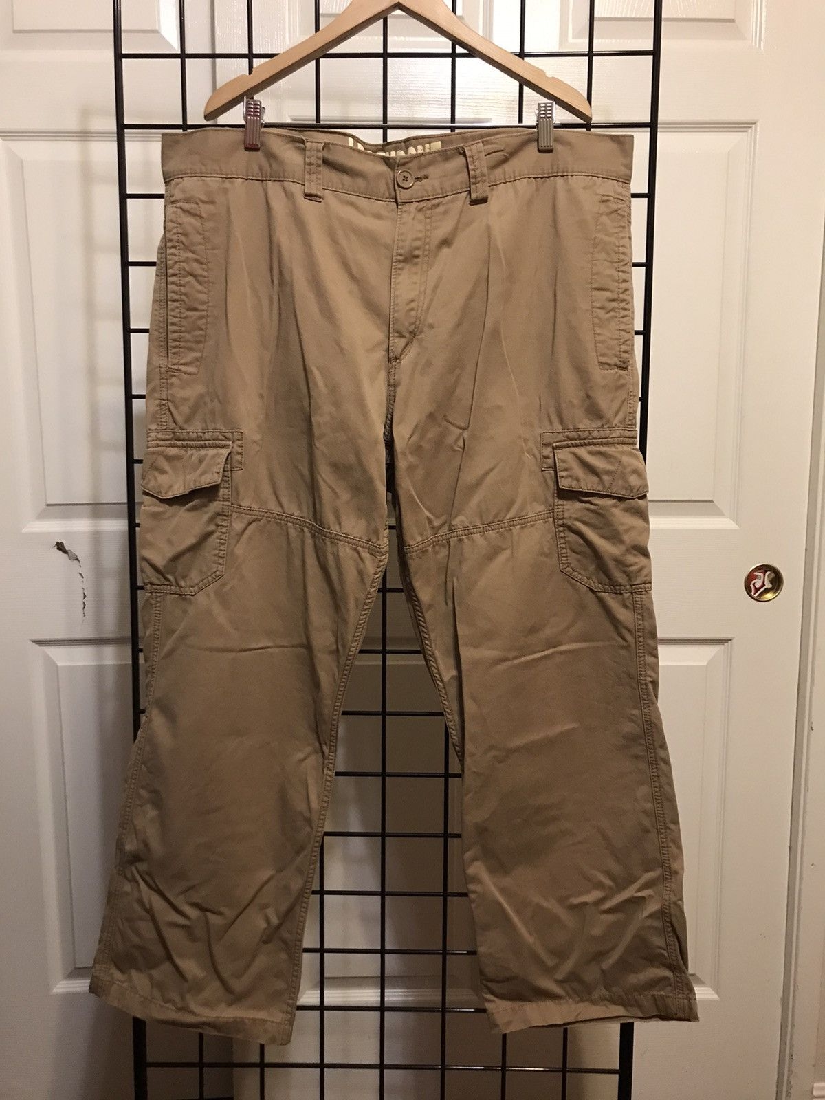 Vintage Vintage Light Brown 6 Pocket Cargo Pants Size US 44 / EU 60 - 1 Thumbnail