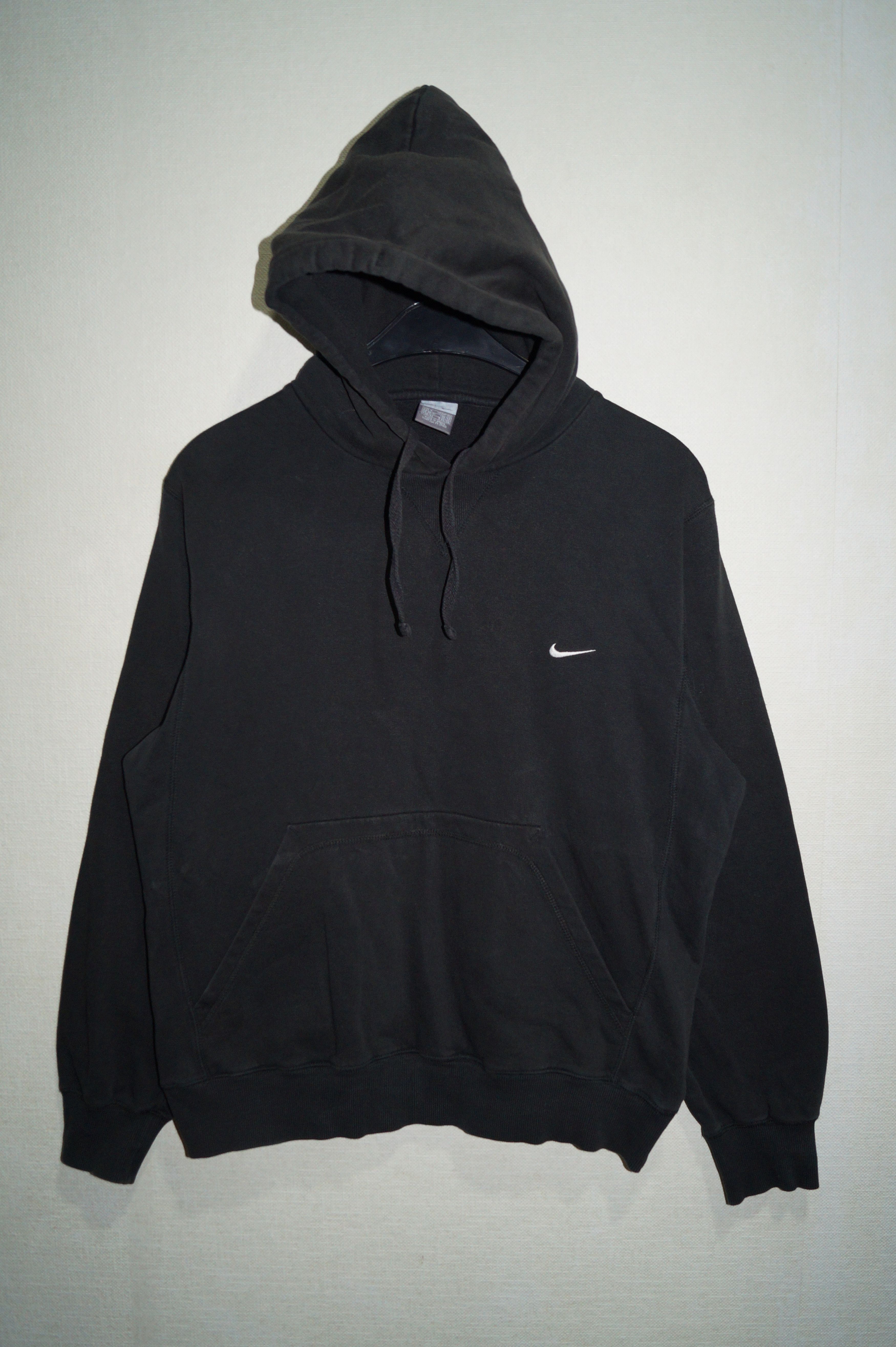 Nike Vintage NIke 90s hoodie small swoosh logo Faded Size US S / EU 44-46 / 1 - 1 Thumbnail