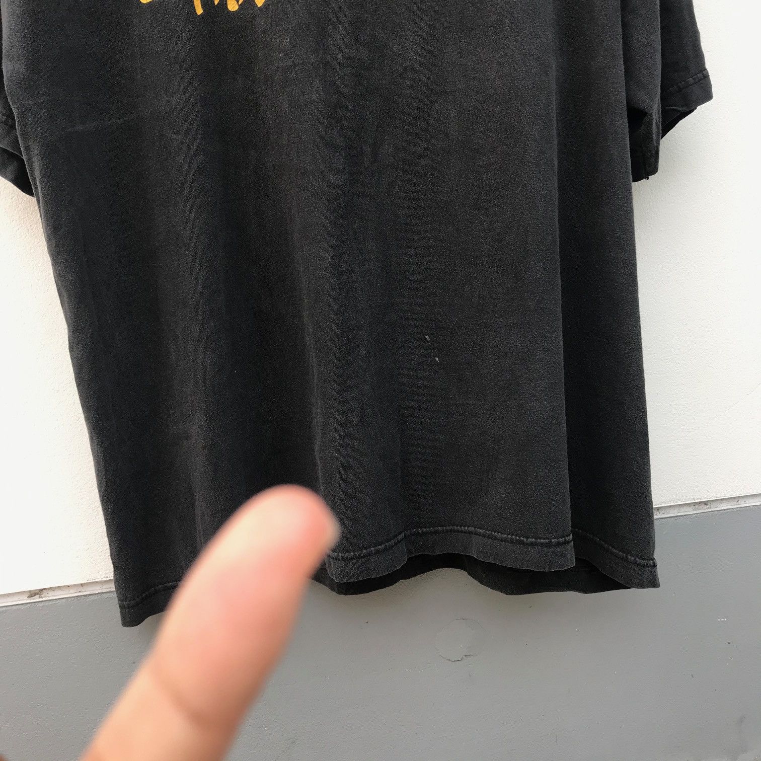 Band Tees Vintage 90s Mars Musicians Planet Music Store Tee XL Faded Size US XL / EU 56 / 4 - 4 Thumbnail
