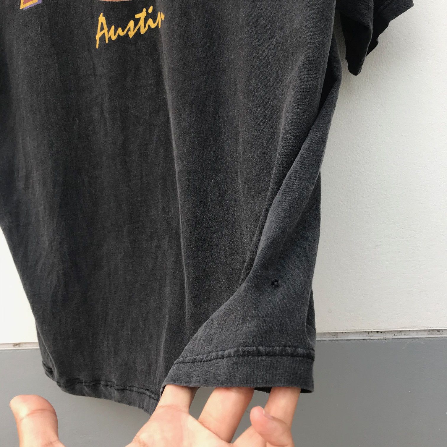 Band Tees Vintage 90s Mars Musicians Planet Music Store Tee XL Faded Size US XL / EU 56 / 4 - 5 Thumbnail