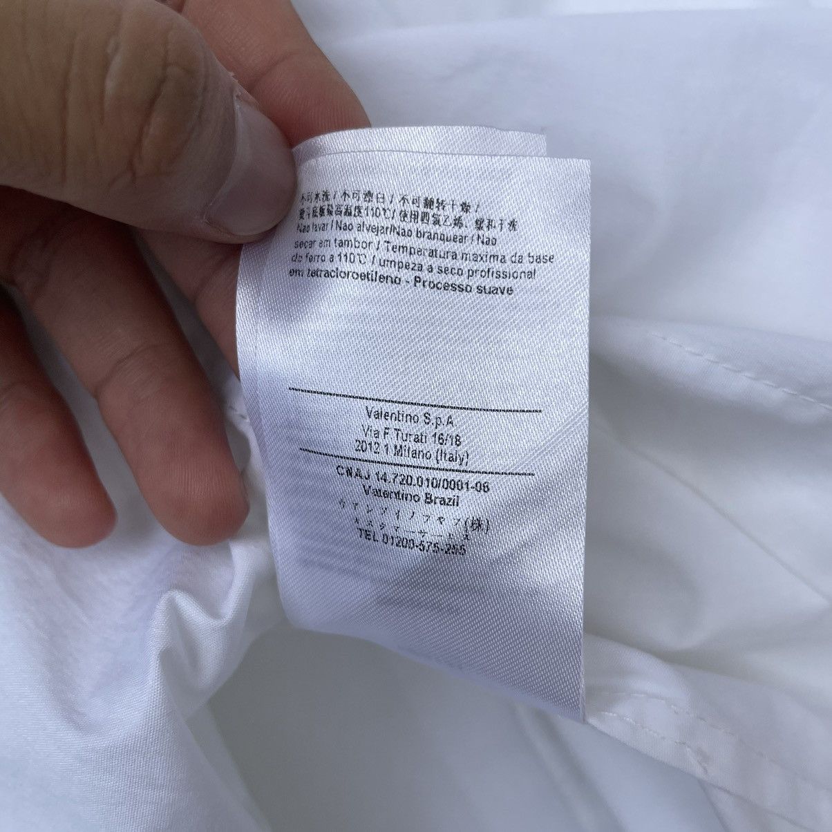 Valentino ❗️FINAL❗️Valentino White Poplin Embroidery Bird Head Button Up Size US S / EU 44-46 / 1 - 9 Thumbnail