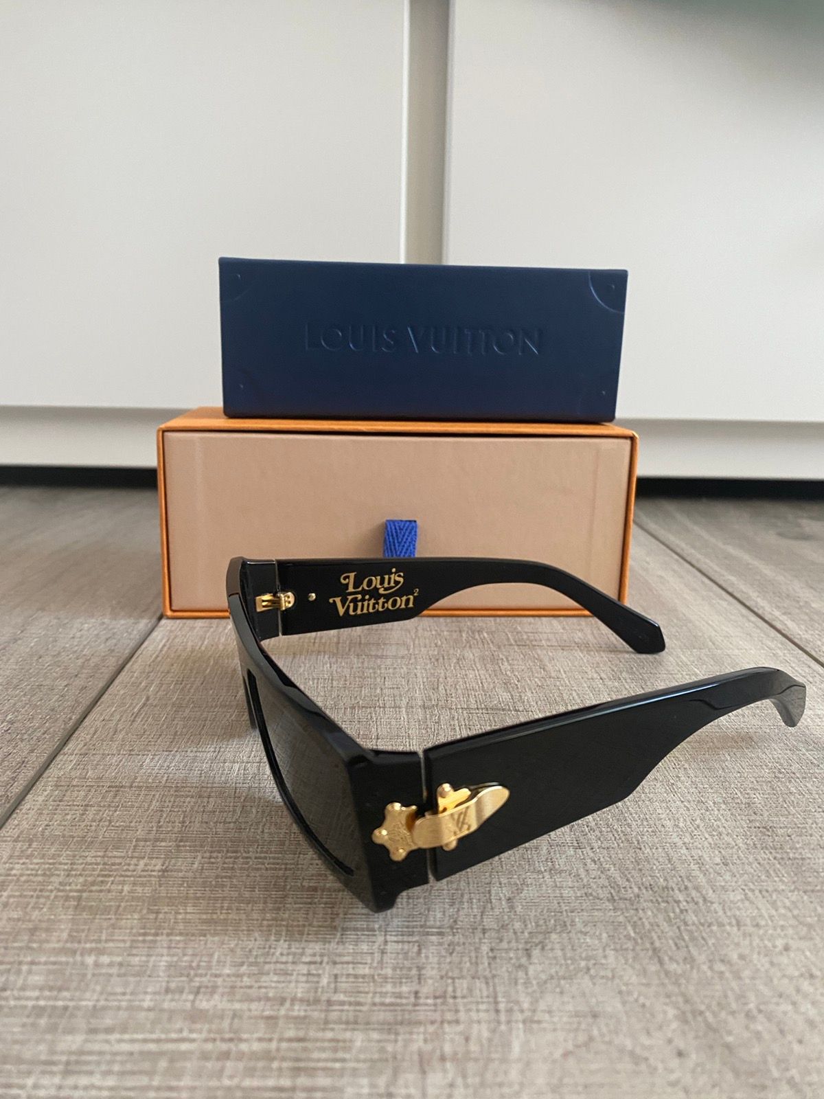 LOUIS VUITTON x Nigo Lock Sunglasses Z1361E Black Gold Hardware