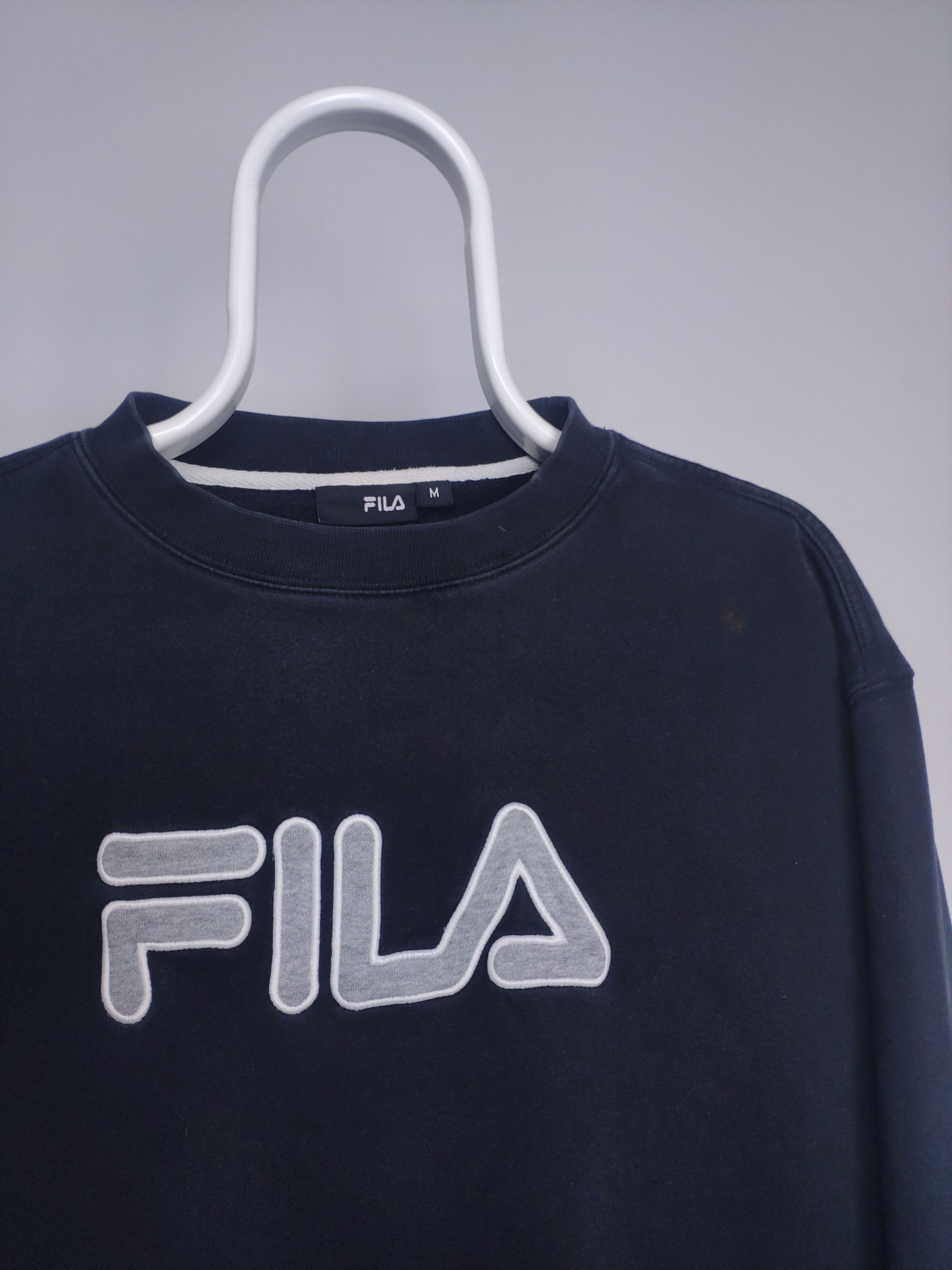 Fila × Vintage Fila vintage spell out sweatshirt black grey 90s center logo Size US M / EU 48-50 / 2 - 2 Thumbnail