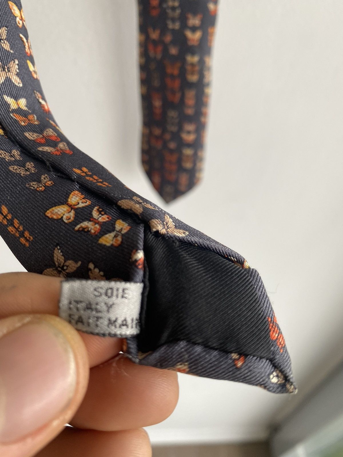 Dior × Hedi Slimane Dior Homme 05 100% Silk NEW Runway BUTTERFLY Tie Size ONE SIZE - 8 Thumbnail
