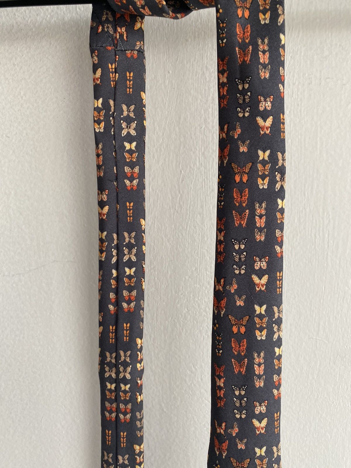 Dior × Hedi Slimane Dior Homme 05 100% Silk NEW Runway BUTTERFLY Tie Size ONE SIZE - 4 Thumbnail