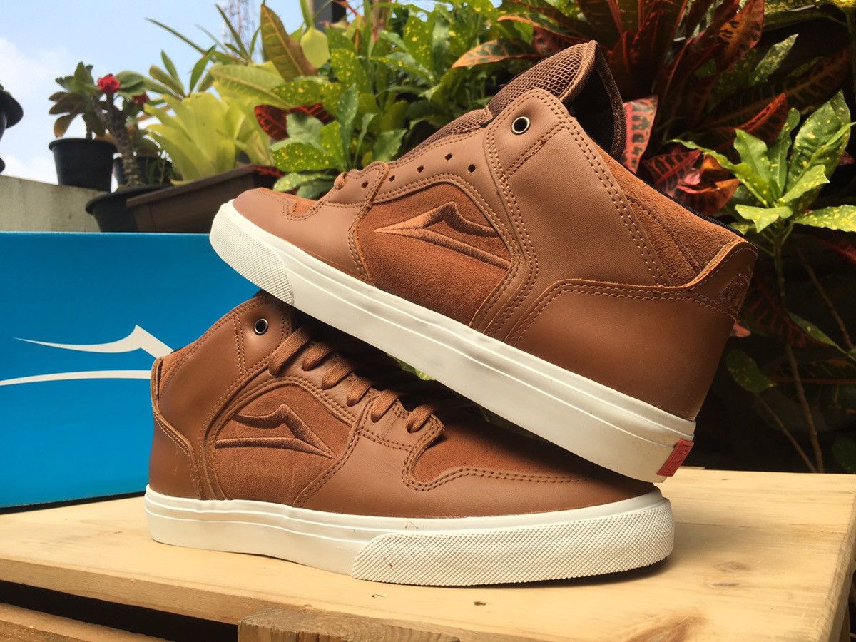 Lakai diamond on sale